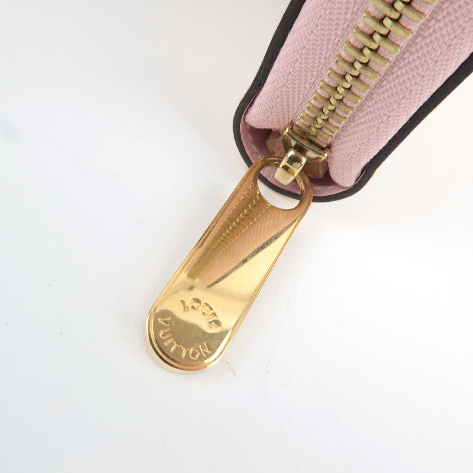 Louis Vuitton Monogram Vernis Zippy Long Wallet Rose Angelique M90076 CA2125