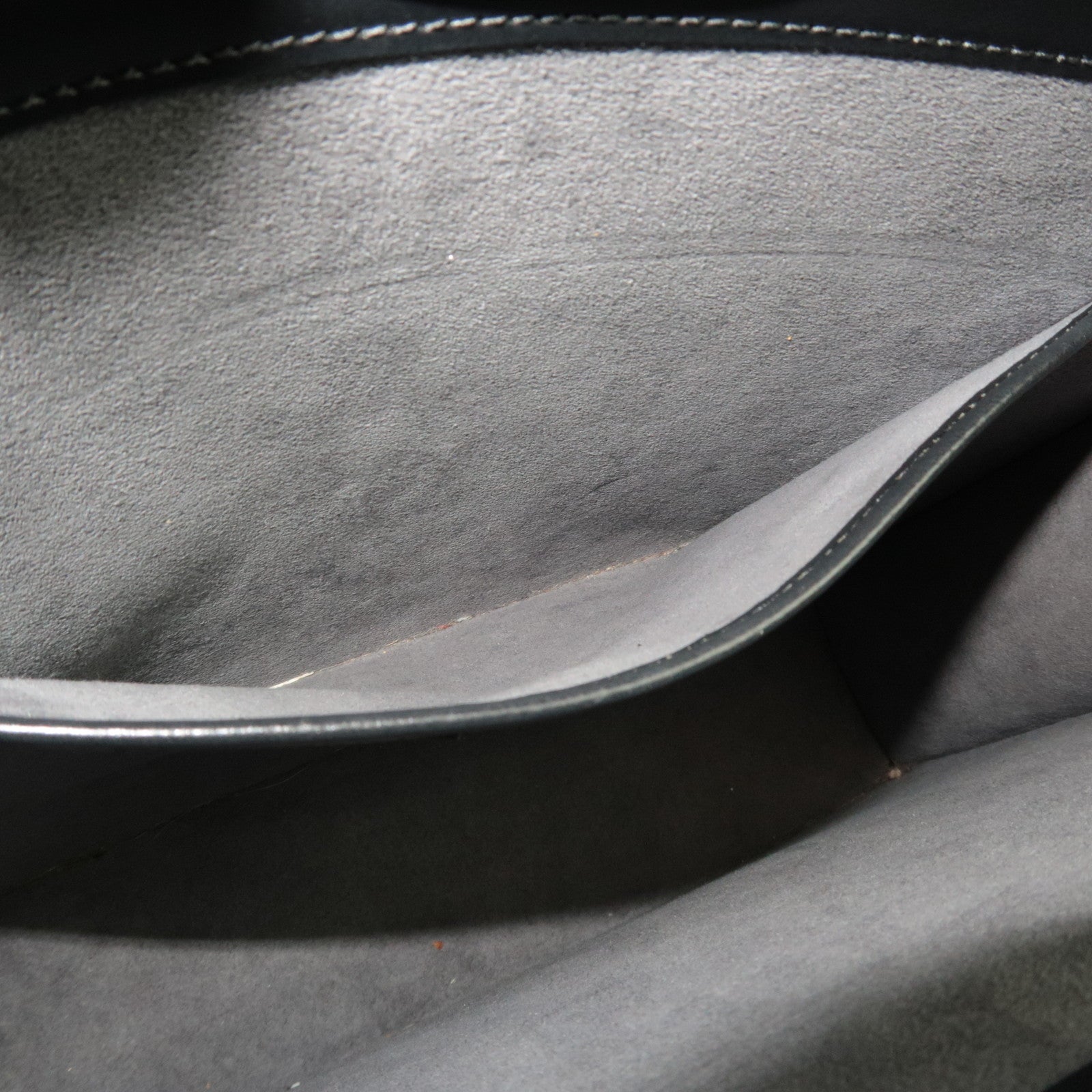 Louis Vuitton Epi Ombre Handbag Noir M52102 MI0929