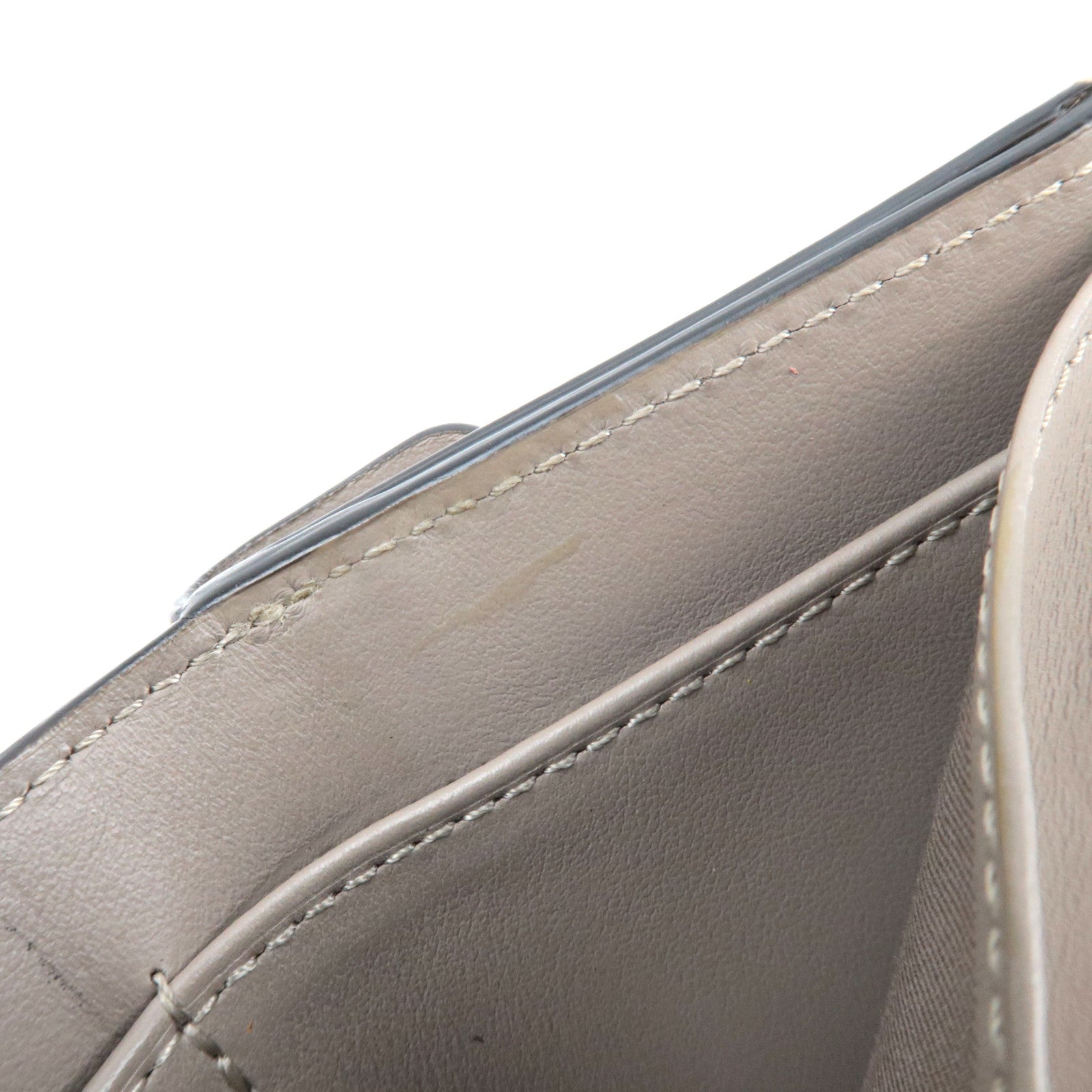 FENDI F Is FENDI Tri-Fold Wallet Leather Greige 8M0395 *Box, Dust bag