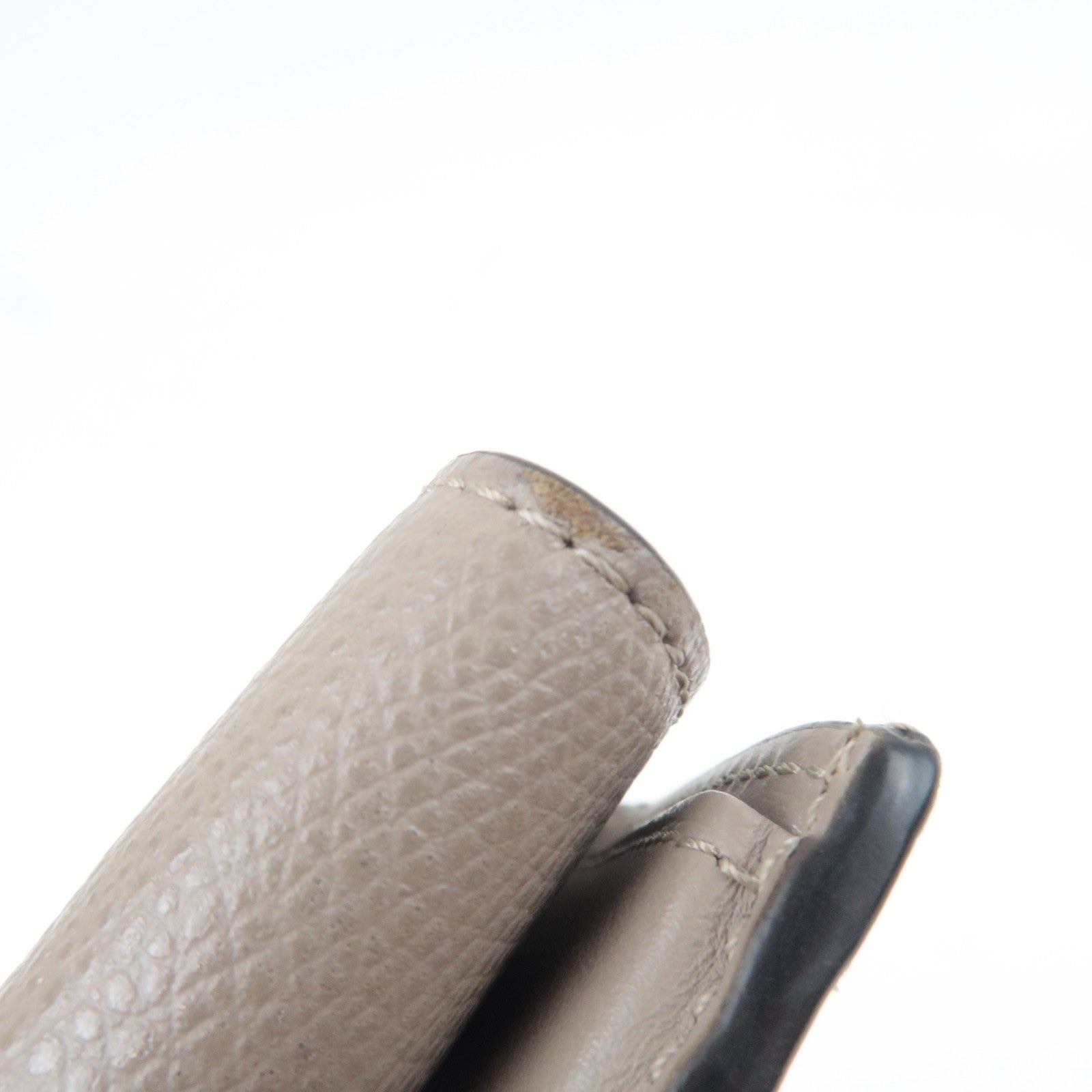 FENDI F Is FENDI Tri-Fold Wallet Leather Greige 8M0395 *Box, Dust bag