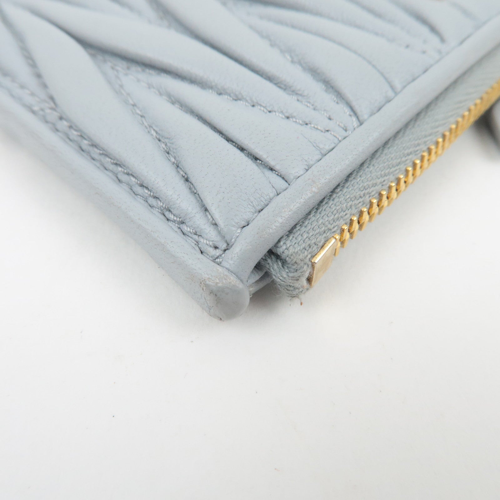 MIU MIU Matelasse Fragment Case Card Case Leather Light Gray