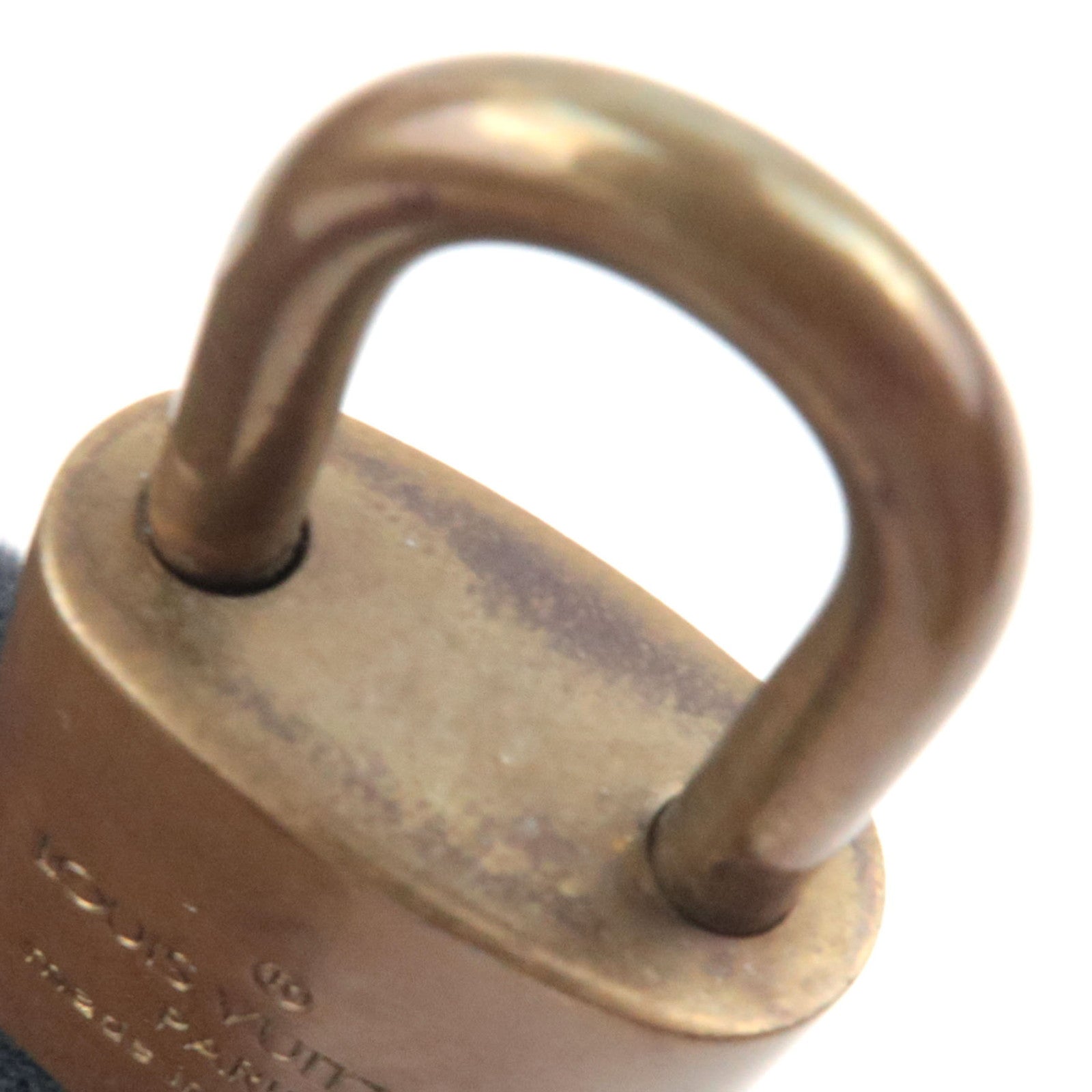 Louis Vuitton Set of 10 Key Locks Cadena Set Metal Gold Color