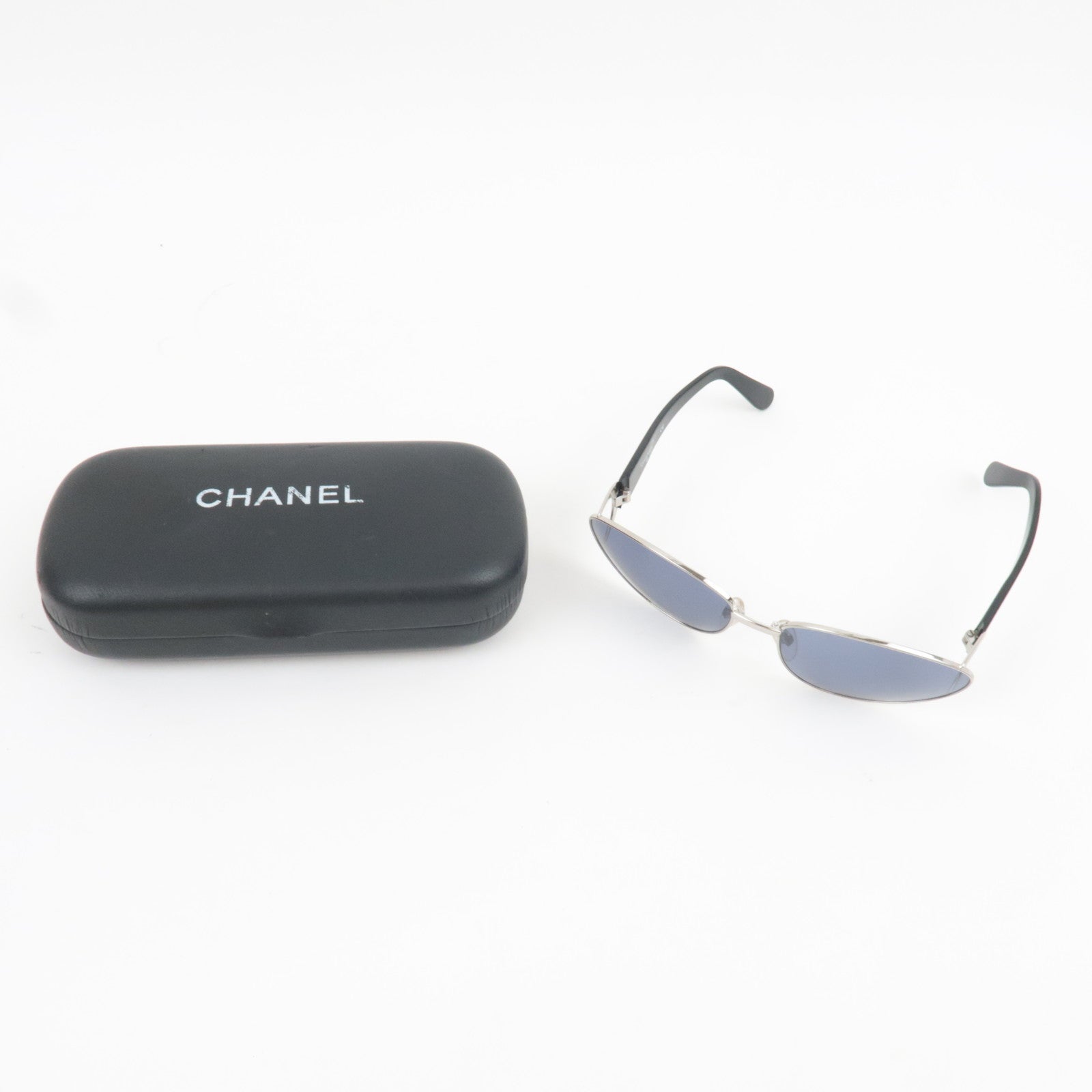 CHANEL Sunglasses 08847 45002 Metal Black *Case, Cloths