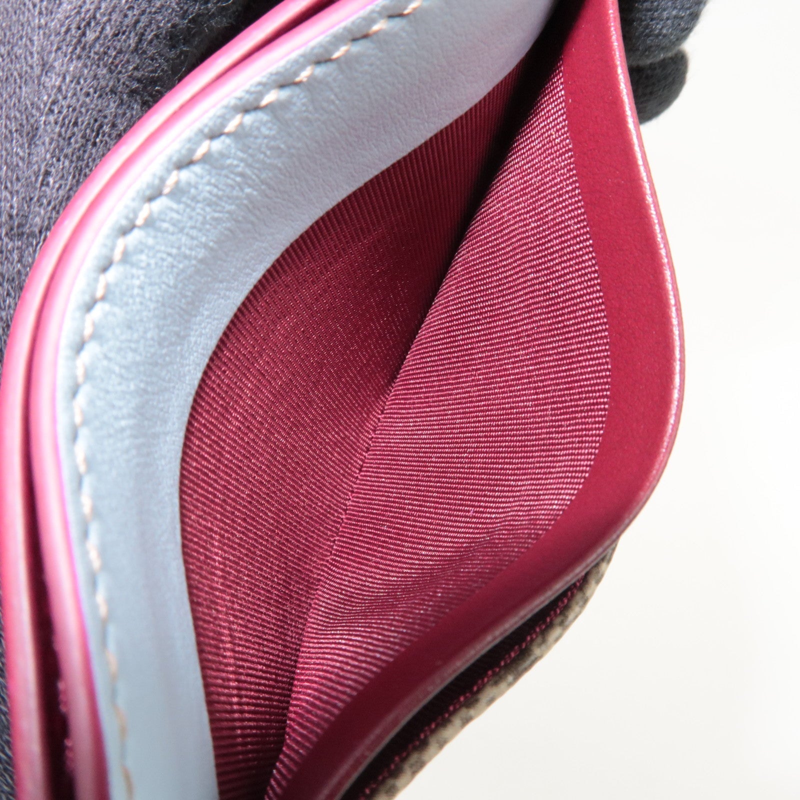 GUCCI Panda Detail Card Case GG Supreme Beige Light Blue 818769 *Box, Dust bag