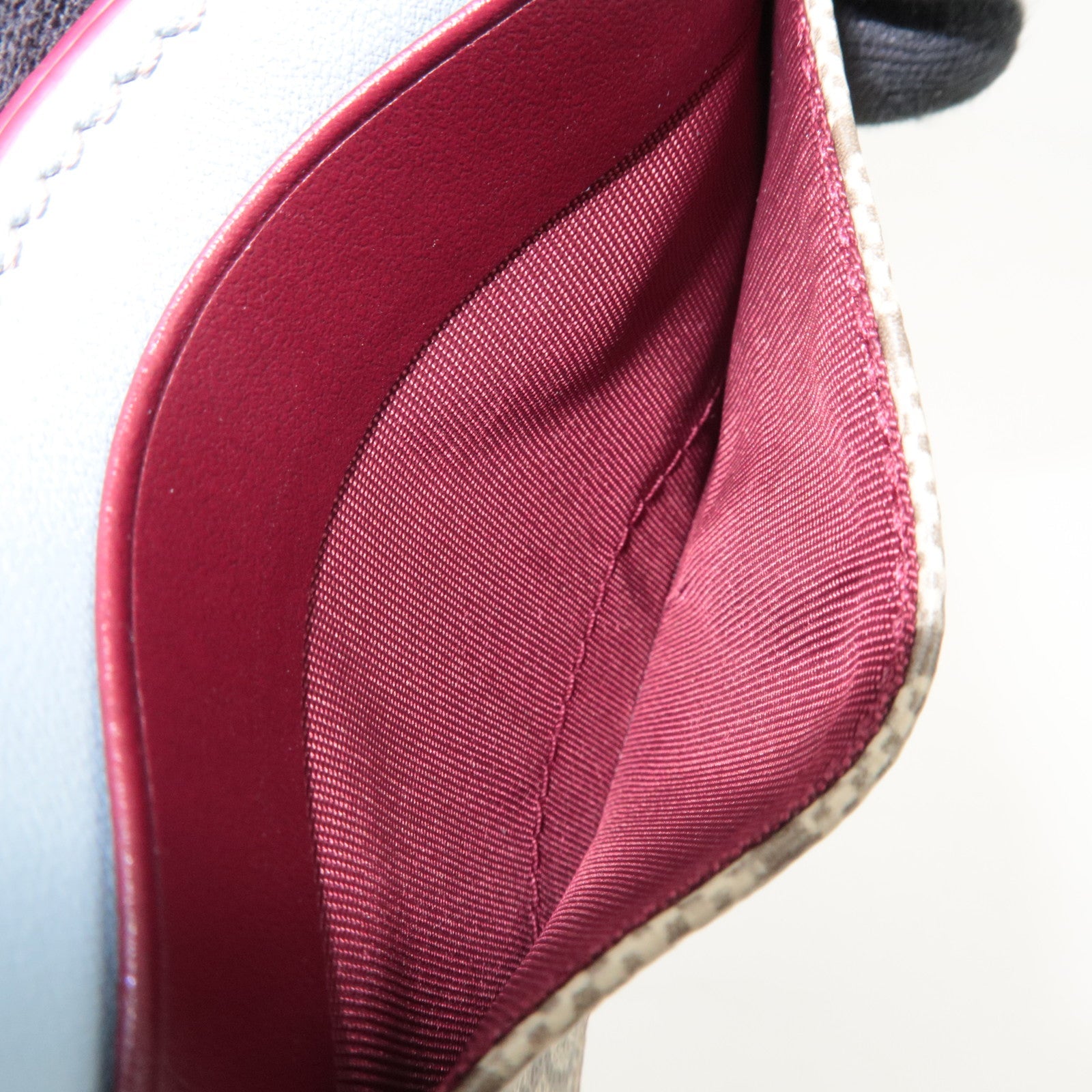 GUCCI Panda Detail Card Case GG Supreme Beige Light Blue 818769 *Box, Dust bag