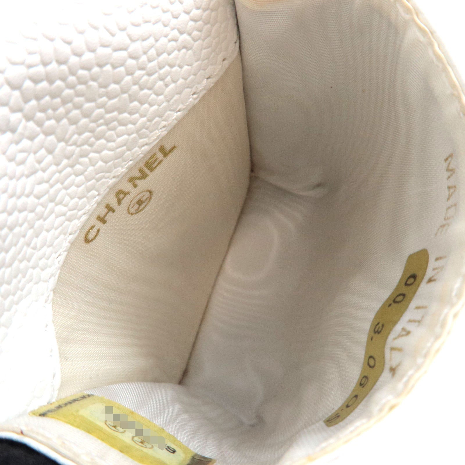 CHANEL Coco Mark Cigarette Case Mini Pouch Caviar Skin White A13511 6018324 *Box, G card