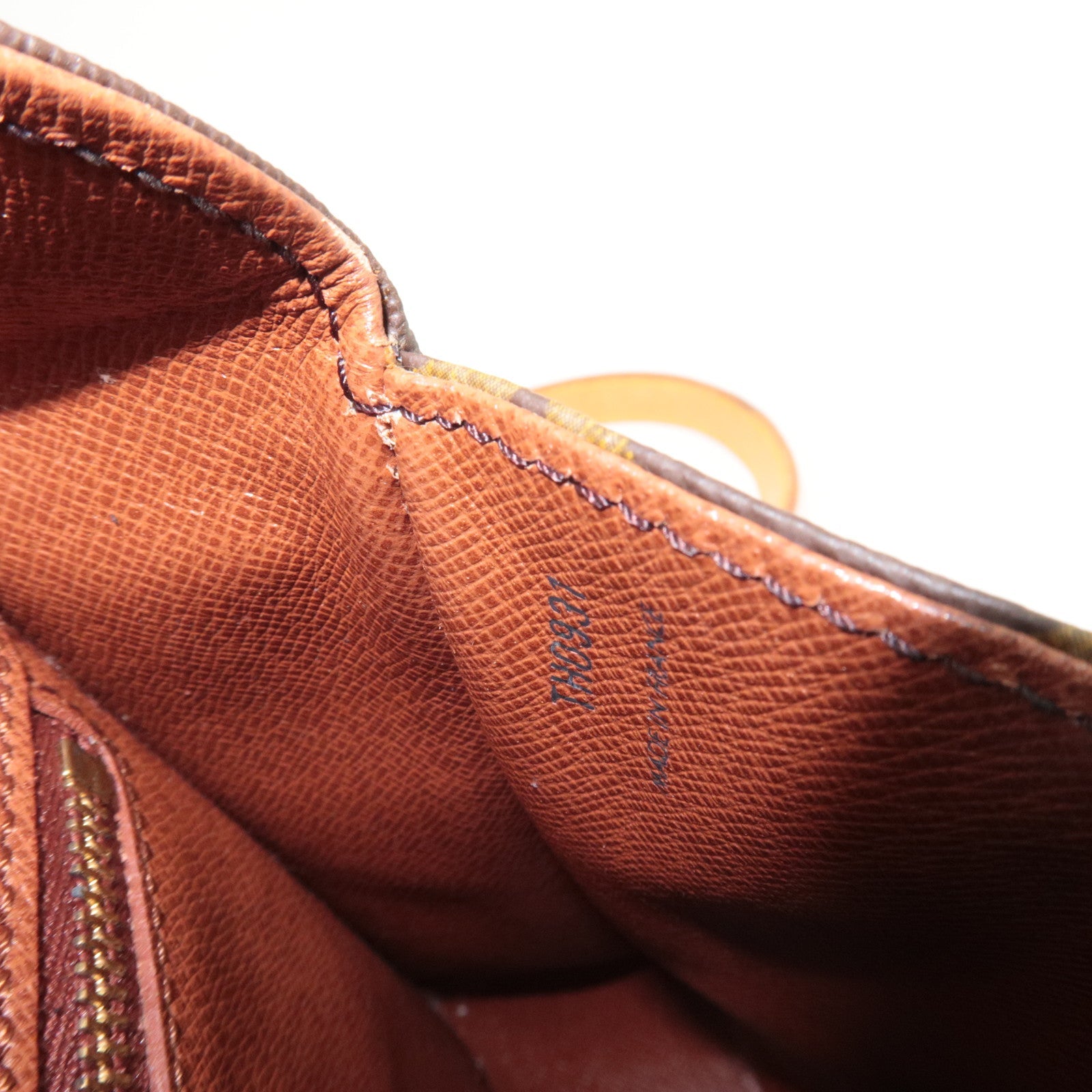 Louis Vuitton Monogram Saint Cloud GM Shoulder Bag M51242 TH0931