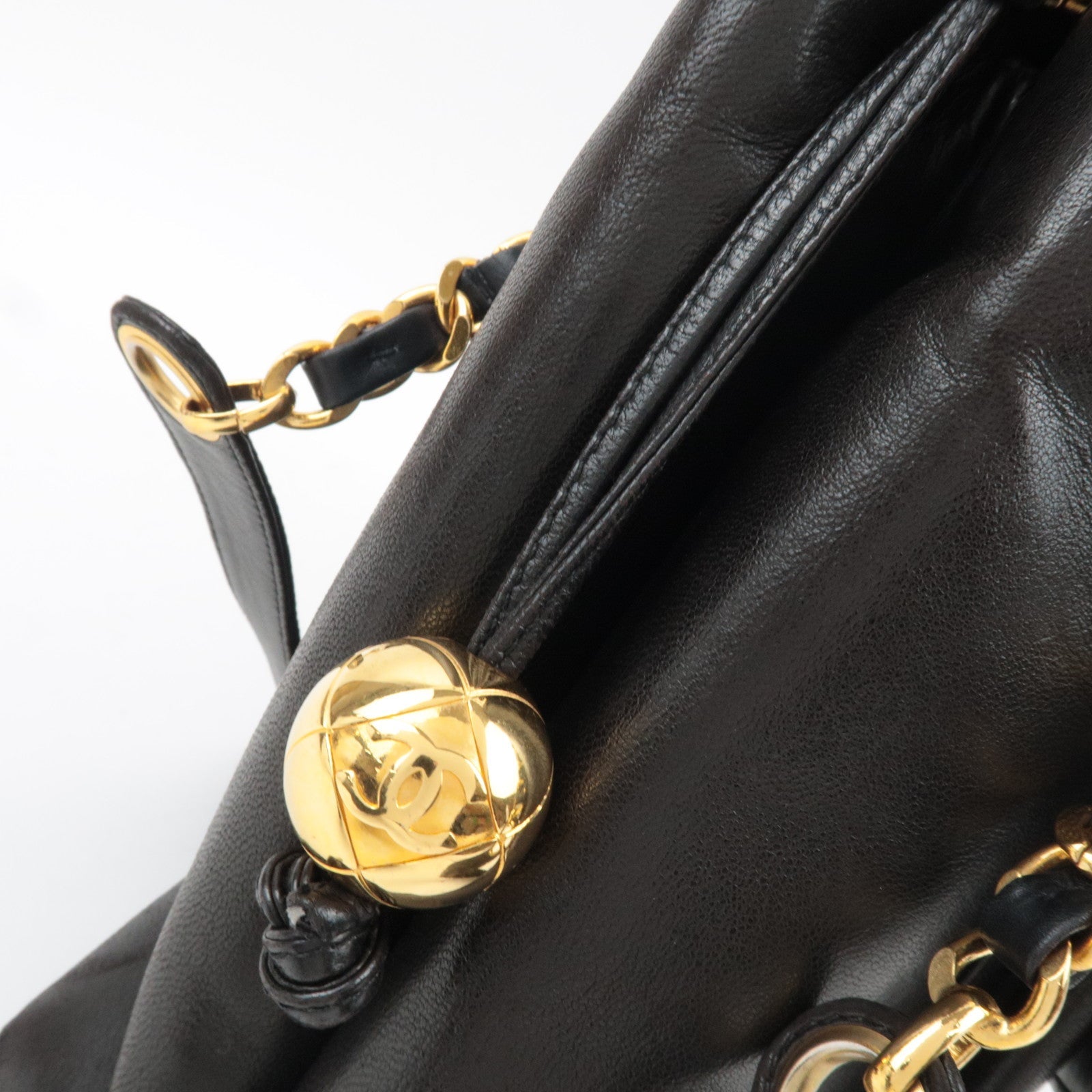 CHANEL Chain Tote Bag Lambskin Black Gold HDW 304460 *G card