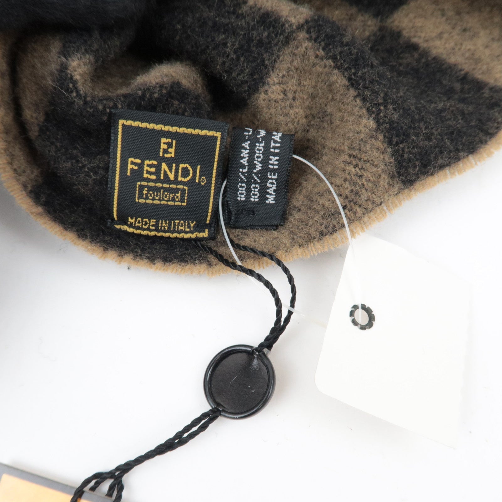 FENDI Pequin Scarf 100% Wool Beige Black