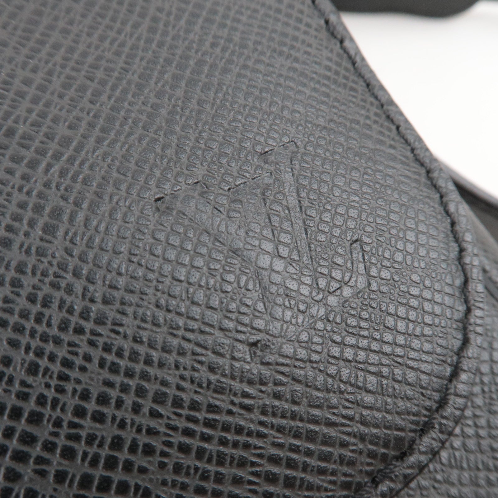 Louis Vuitton Taiga Roman PM Shoulder Bag Ardoise M32726 PL0127 *Dust bag