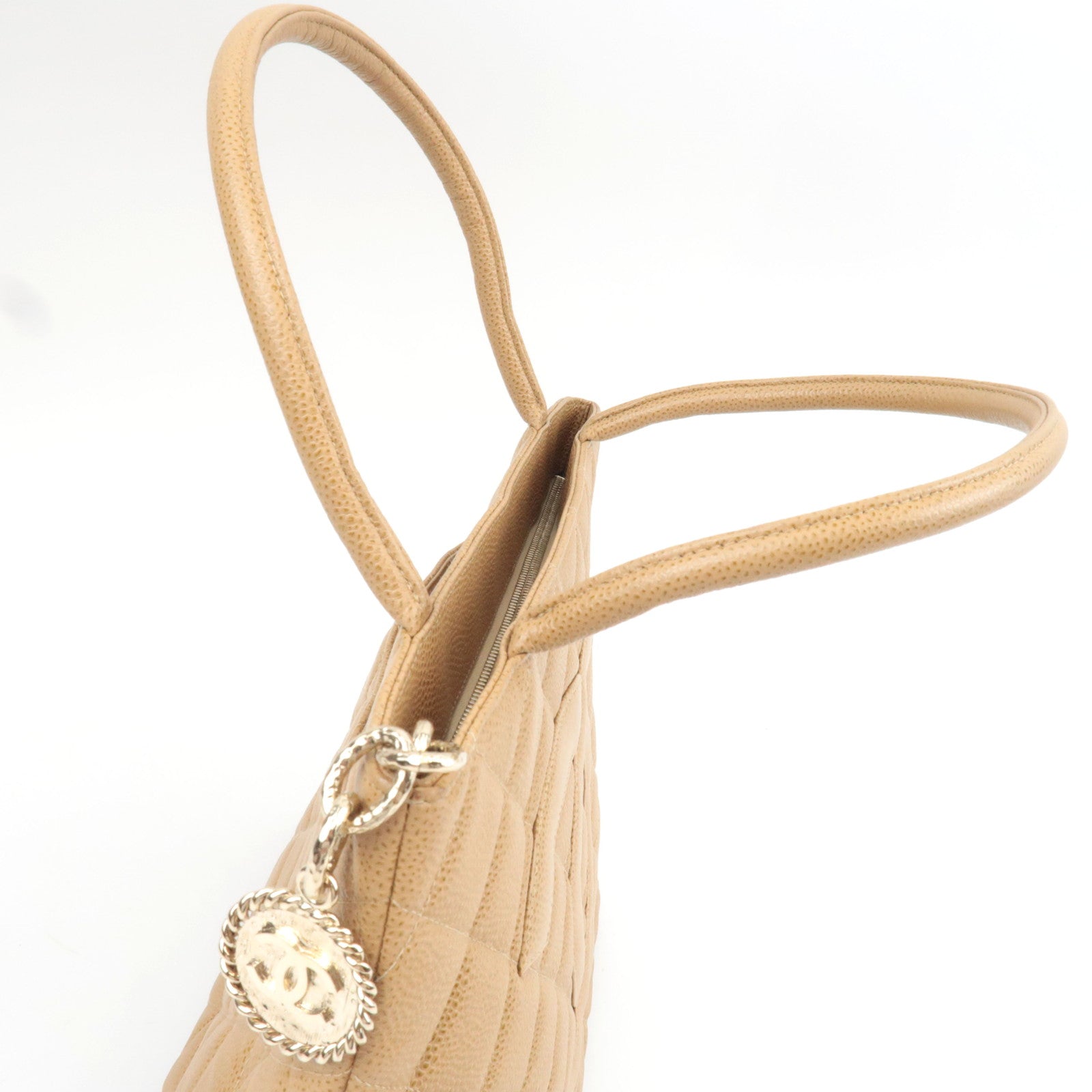 CHANEL Matelasse Medallion Tote Caviar Skin Beige Gold HDW A01804 7231753