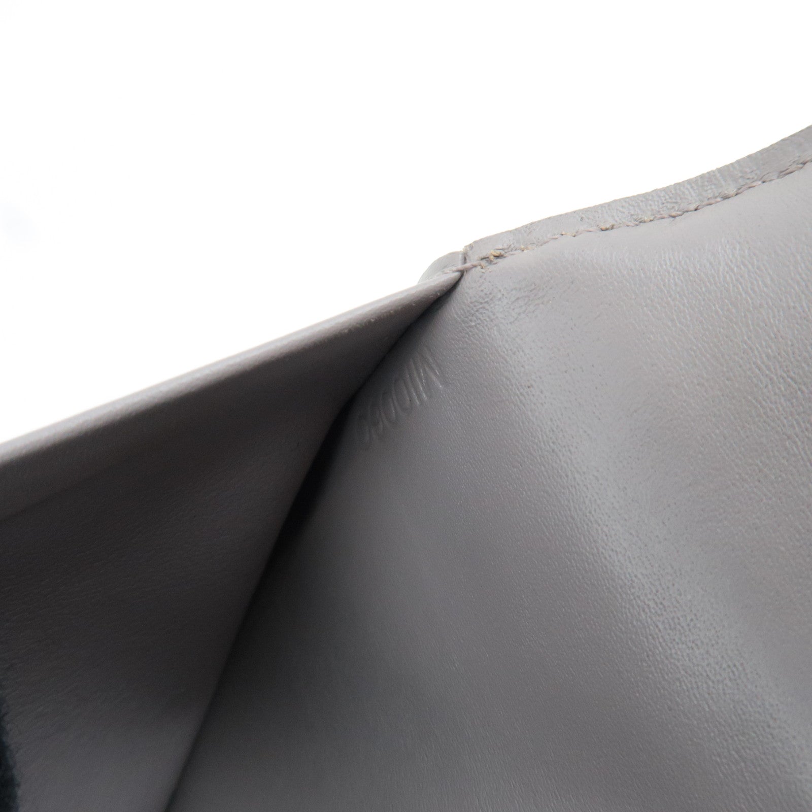 Louis Vuitton Epi Agenda Horizontal Planner Cover Lila R2018B MI0060