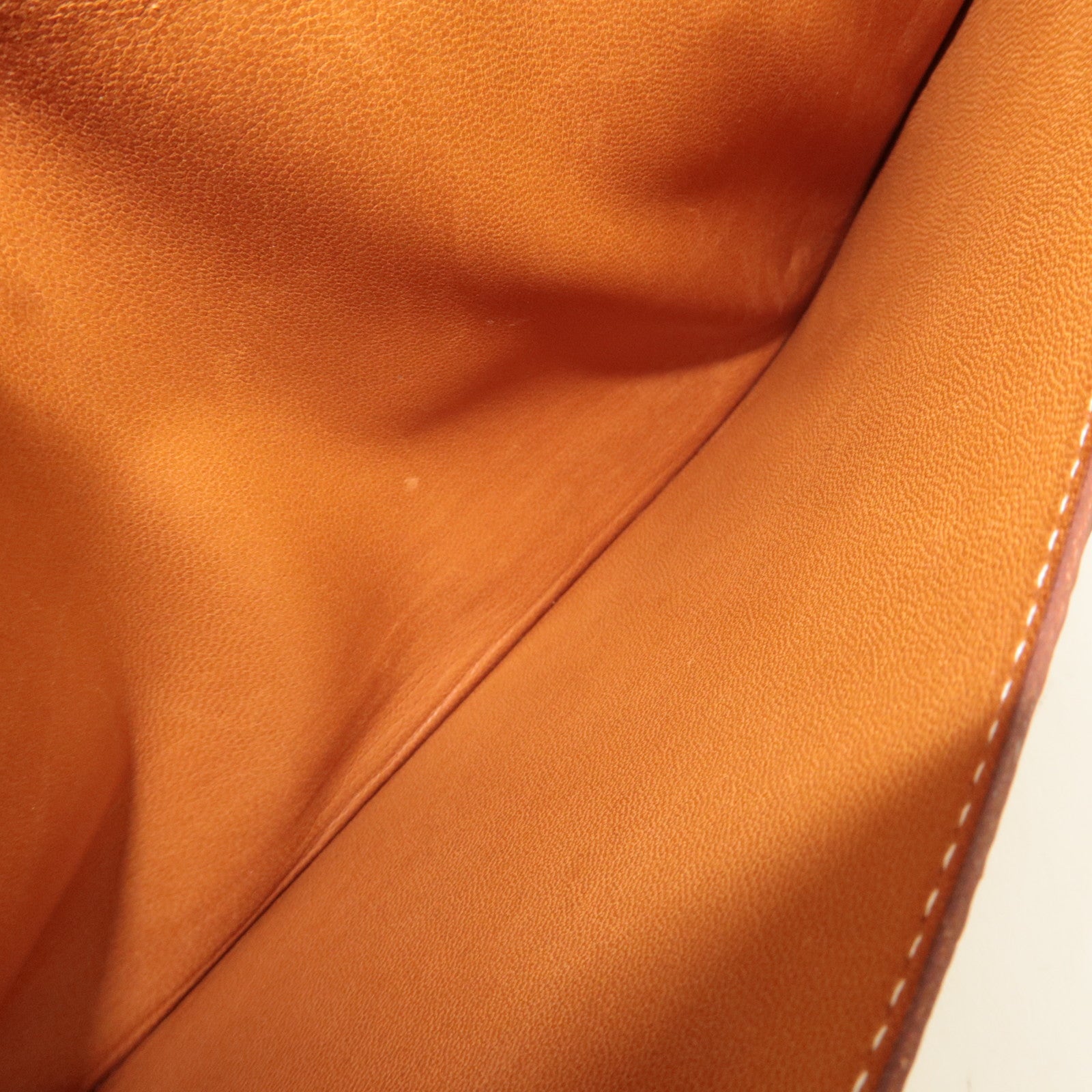 HERMES Dogon GM Bill Wallet □C Stamp (1999) Taurillon Clemence Gold *Pouch Missing