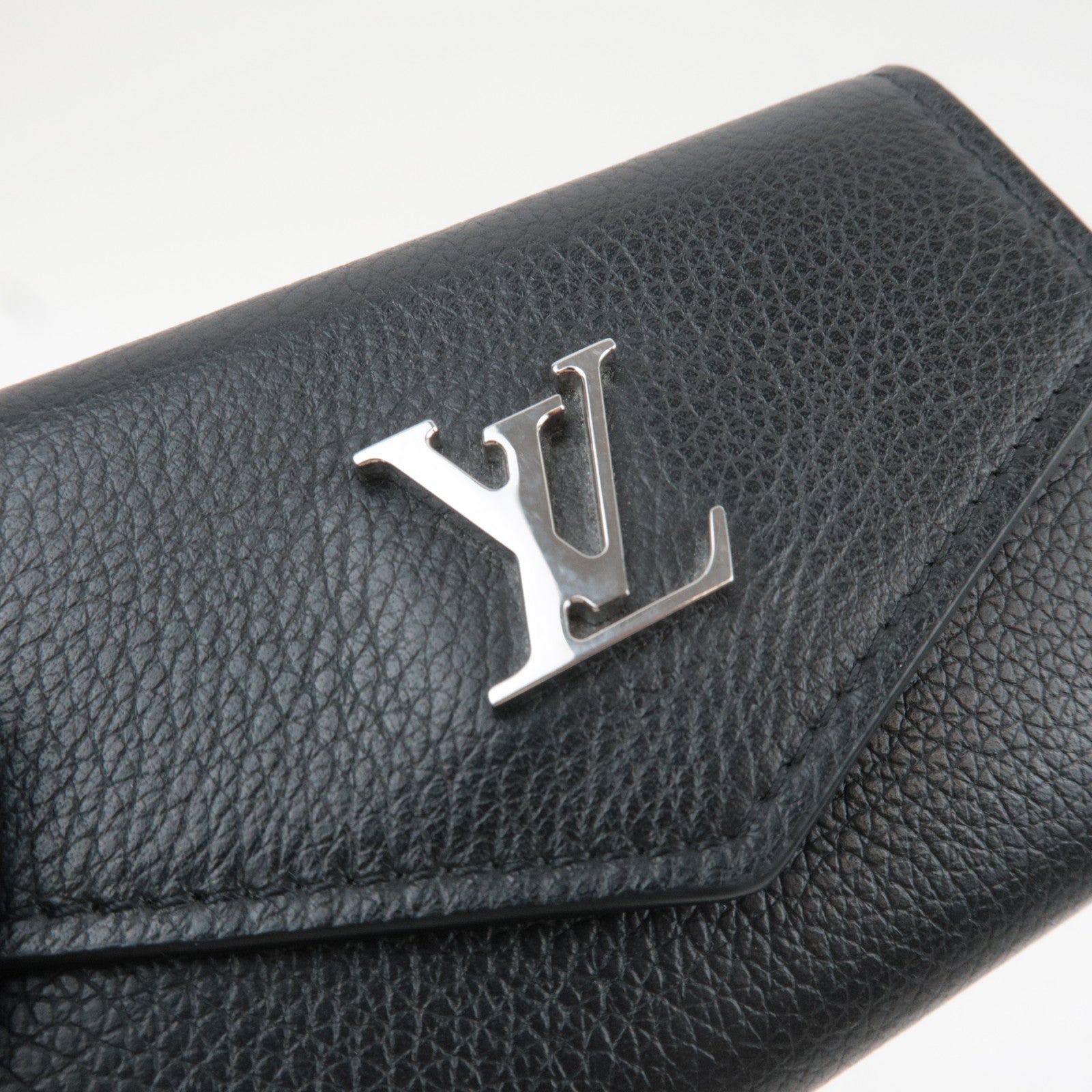 Louis Vuitton Portefeuille Lock Mini Tri-Fold Wallet Noir M63921 RFID *Box, Dust bag