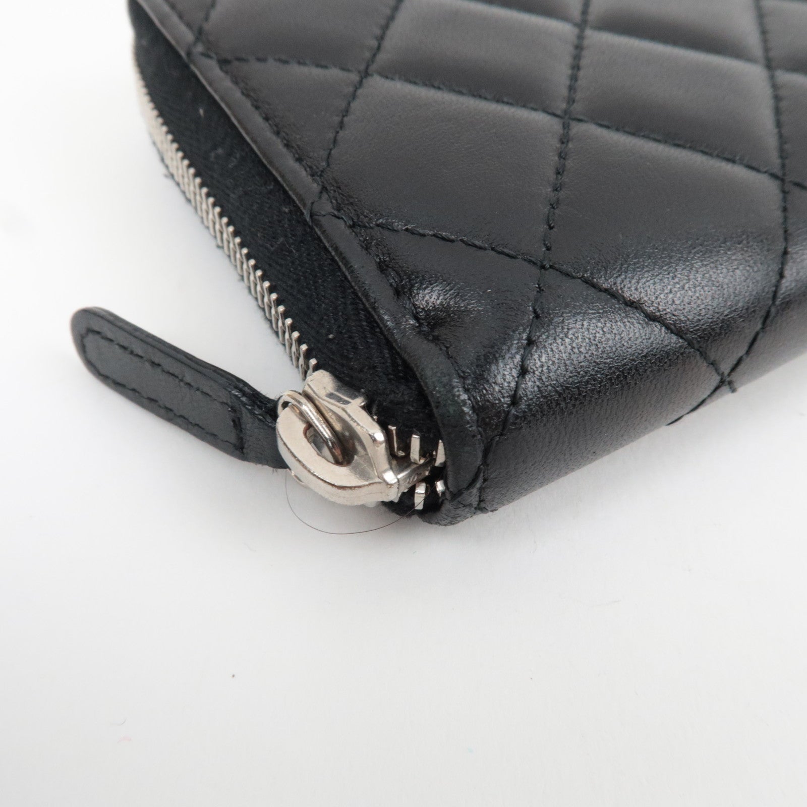 CHANEL Matelasse Round Zipper Long Wallet Lambskin Black Silver HDW 15790056 *G card