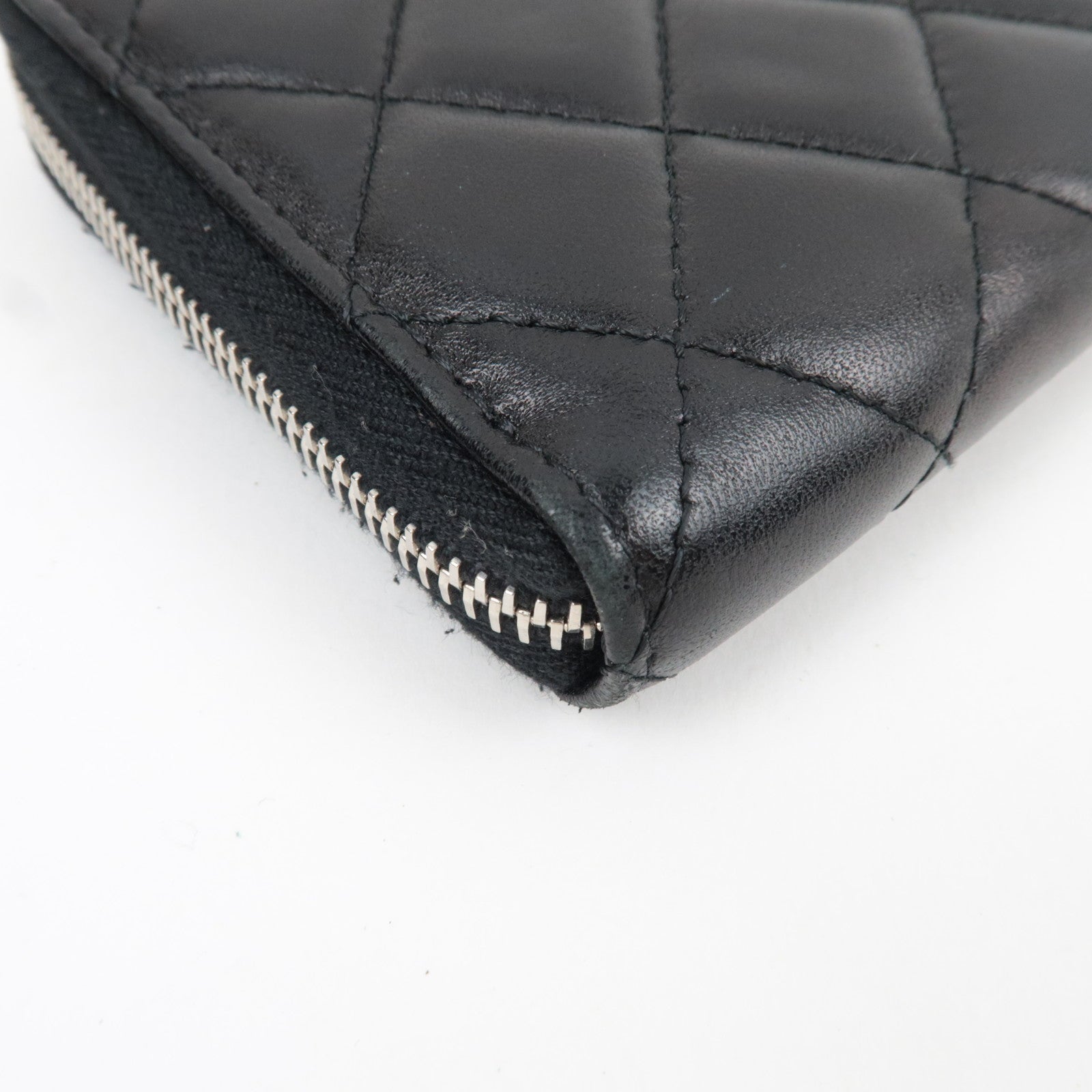 CHANEL Matelasse Round Zipper Long Wallet Lambskin Black Silver HDW 15790056 *G card
