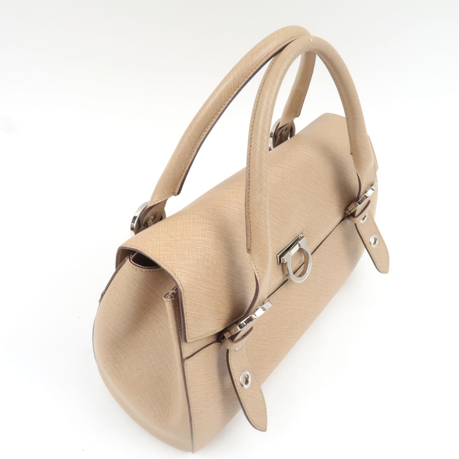 Ferragamo Gancini Handbag Leather Beige AB-21 5322 *Dust bag