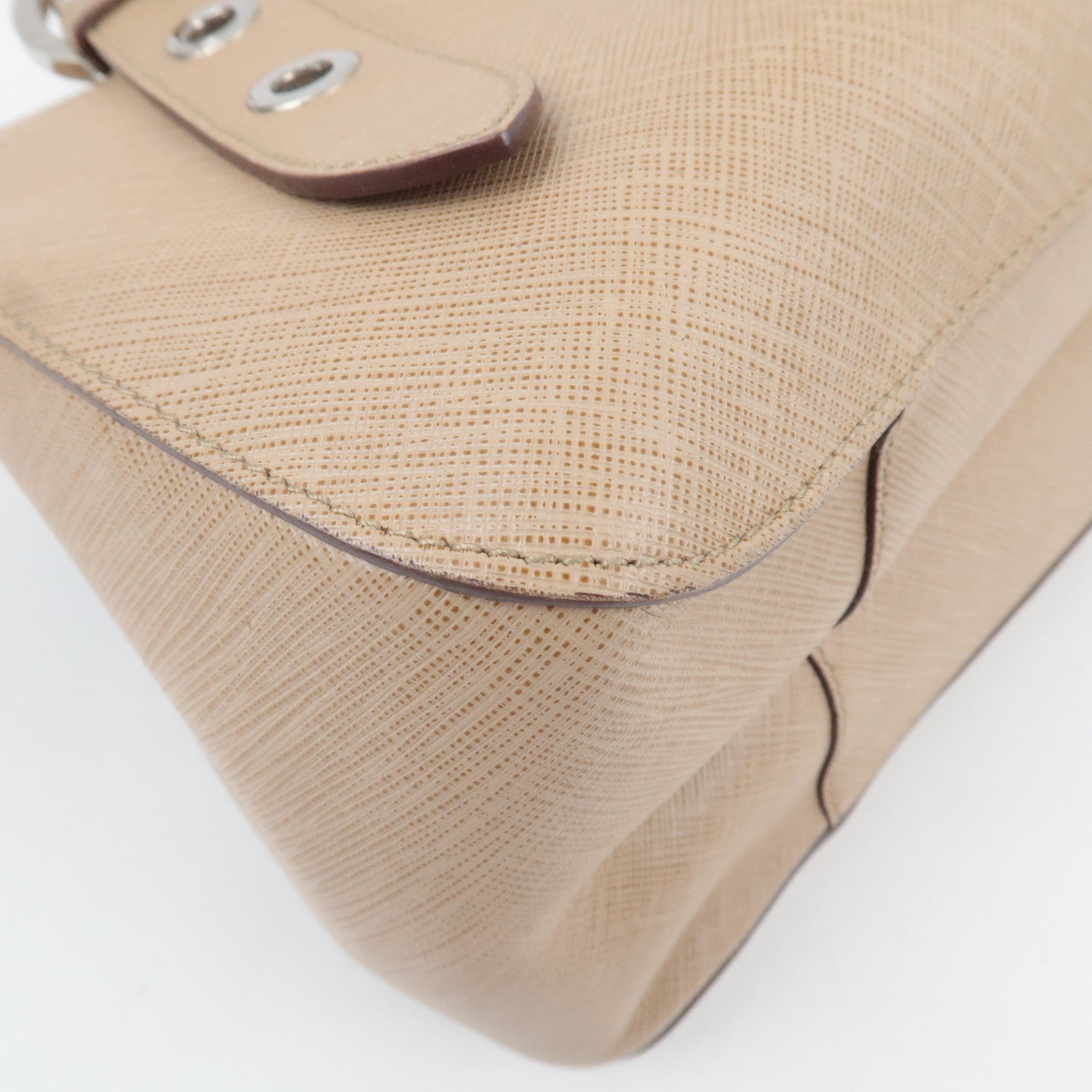 Ferragamo Gancini Handbag Leather Beige AB-21 5322 *Dust bag