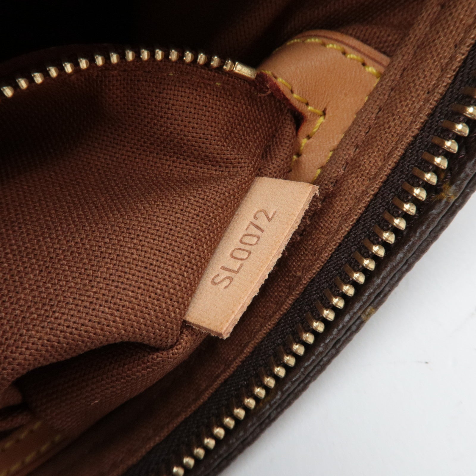 Louis Vuitton Monogram Trotteur Shoulder Bag M51240 SL0072