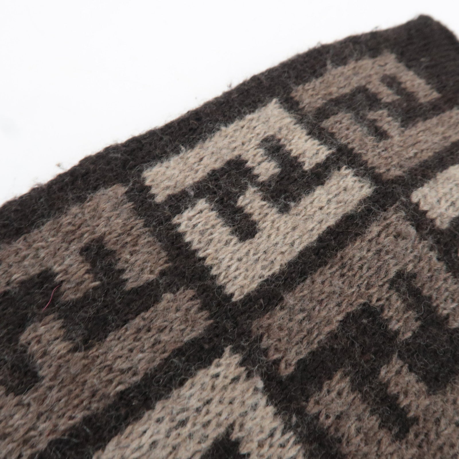 FENDI Zucca Knit Scarf Wool 47% Viscose 30% Nylon15% Cashmere 8% Brown