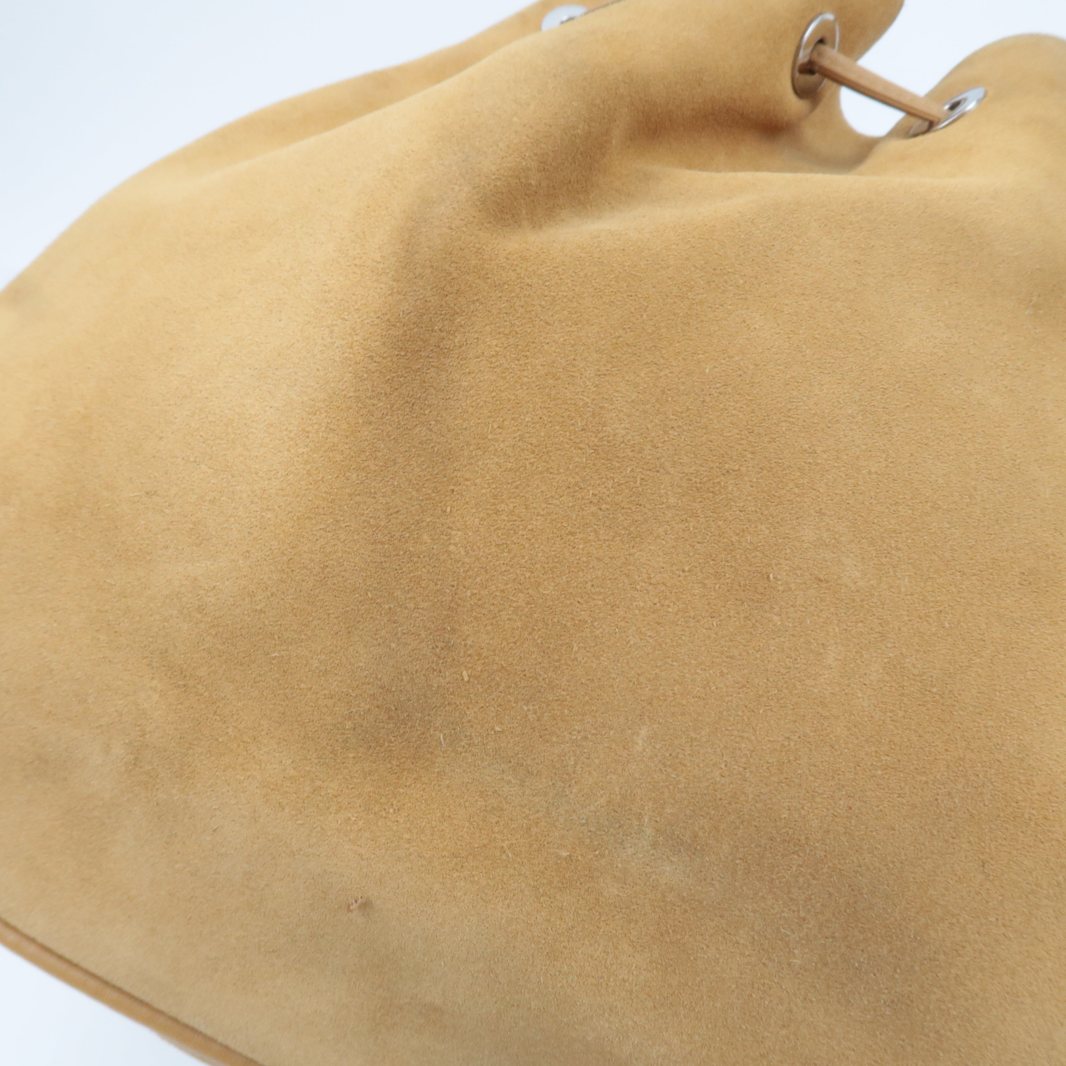 GUCCI Drawstring One Shoulder Bag Suede Leather Light Brown 001.4030 *Dust bag