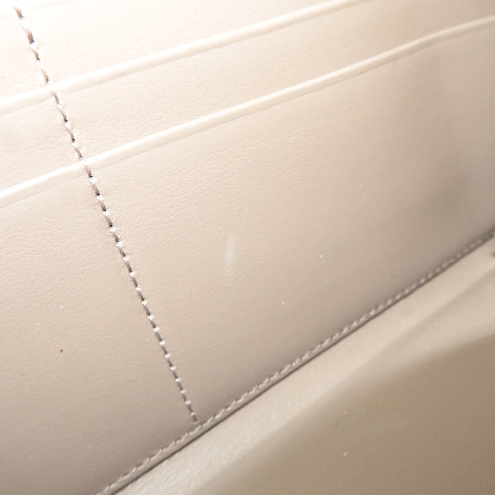 CELINE Round Zipper Long Wallet Leather Greige *Box, Dust bag