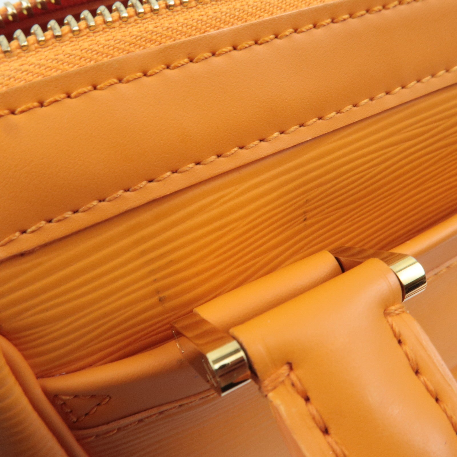 Louis Vuitton Epi Danura PM Handbag 2way Bag Mandarin M5891H AR0073 *Strap