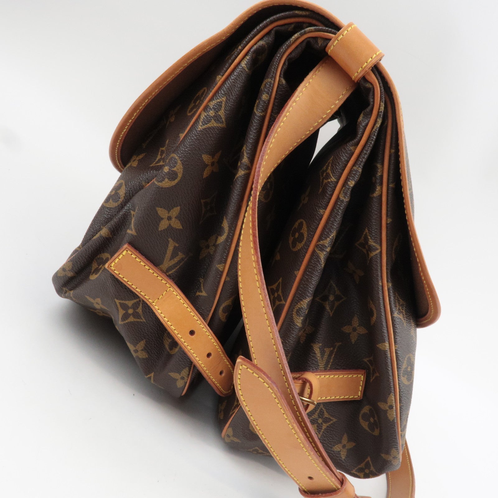 Louis Vuitton Monogram Saumur 35 Shoulder Bag M42254 MB0937