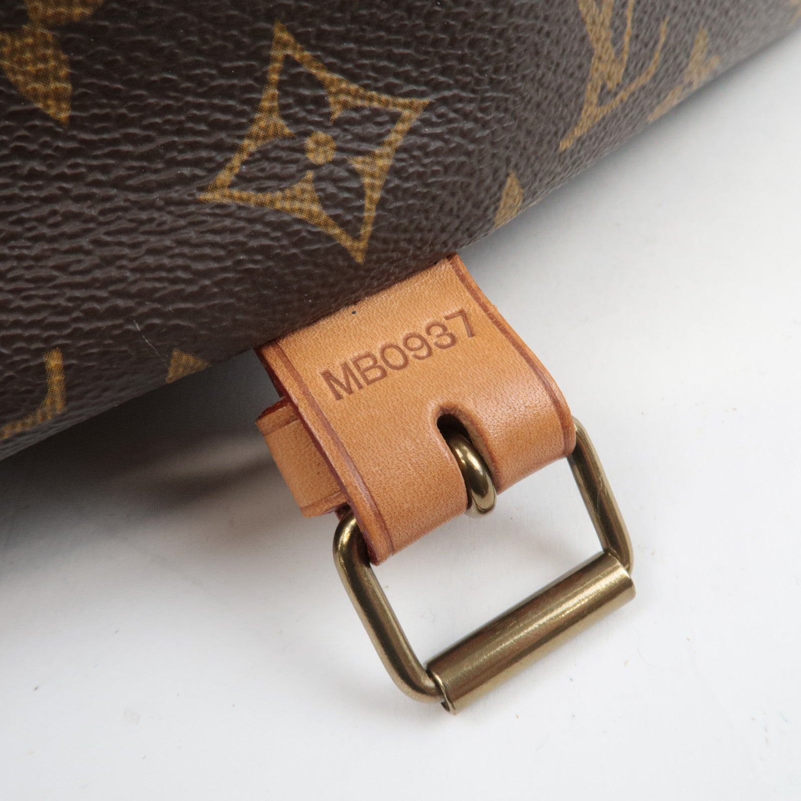 Louis Vuitton Monogram Saumur 35 Shoulder Bag M42254 MB0937