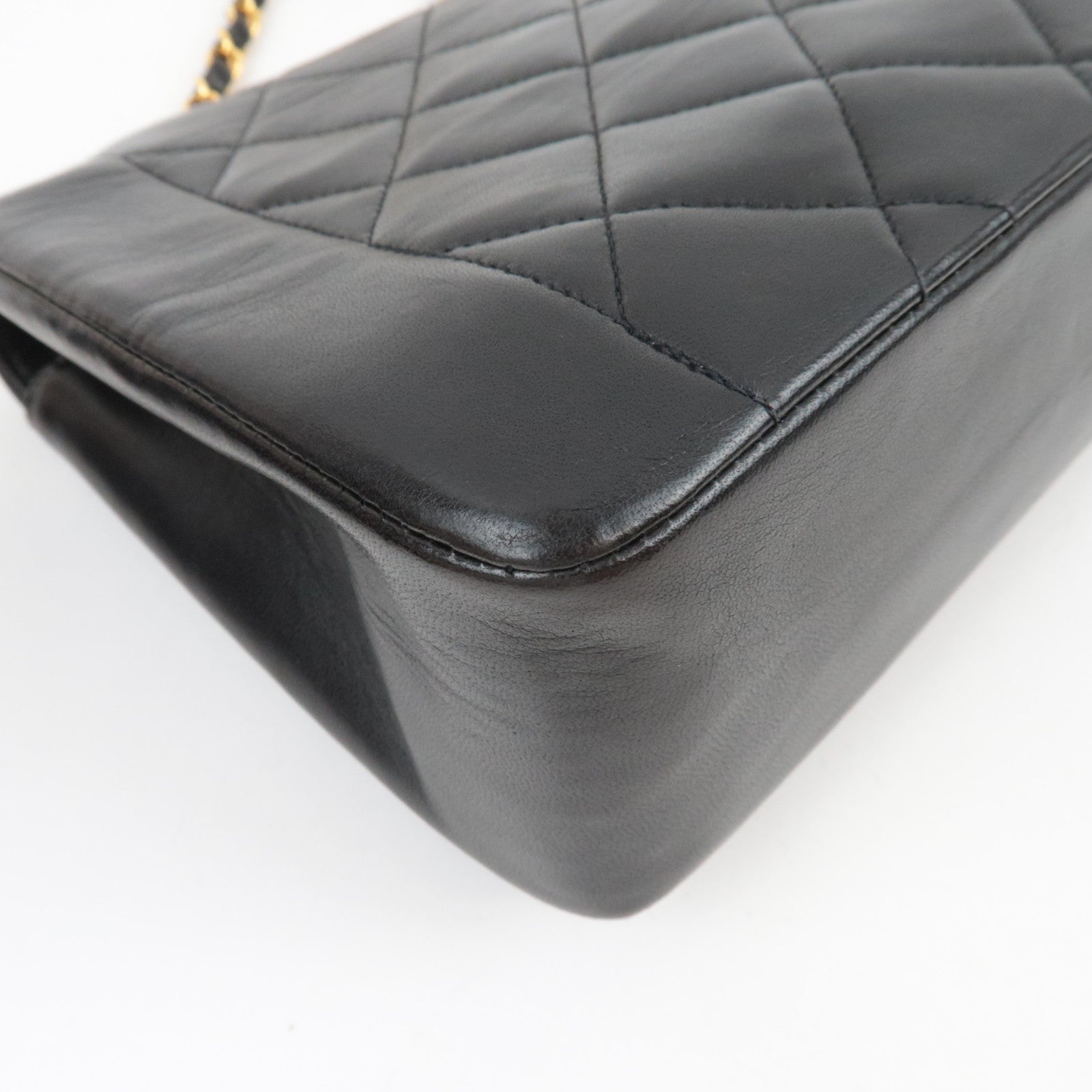 CHANEL Matelasse Diana 25 Chain Shoulder Bag Lambskin Black Gold HDW 28536885 *Dust bag, G card
