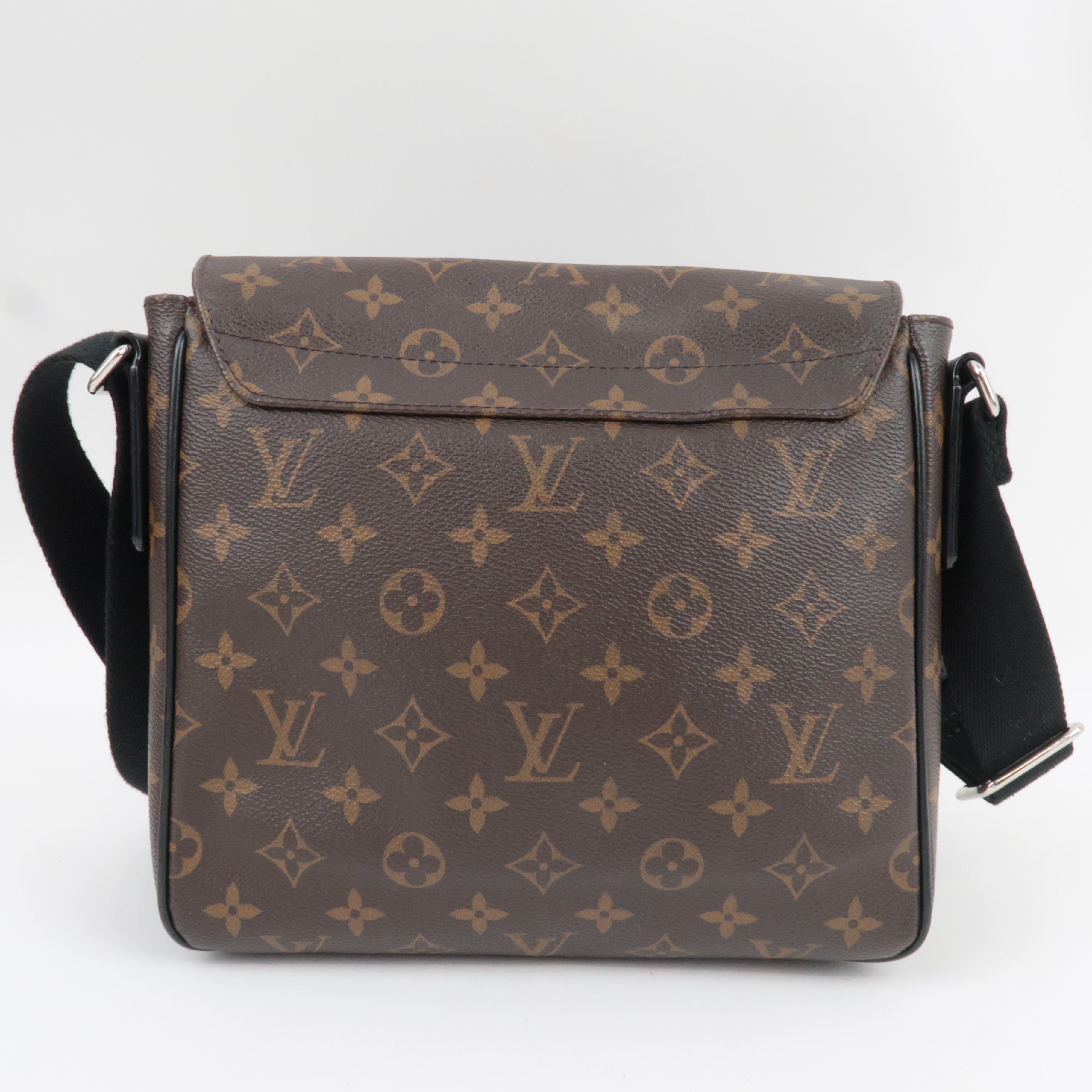 Louis Vuitton Monogram Macassar District PM Shoulder Bag M40935 CA3186