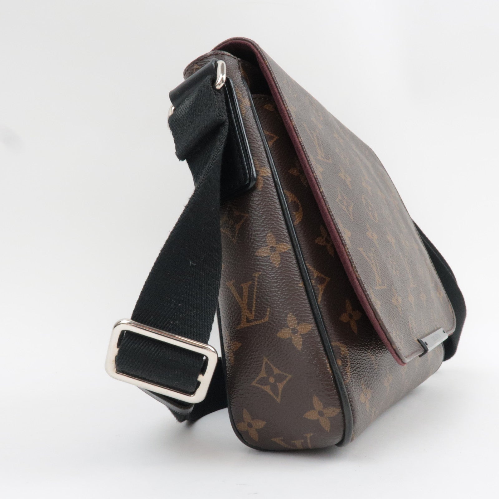 Louis Vuitton Monogram Macassar District PM Shoulder Bag M40935 CA3186
