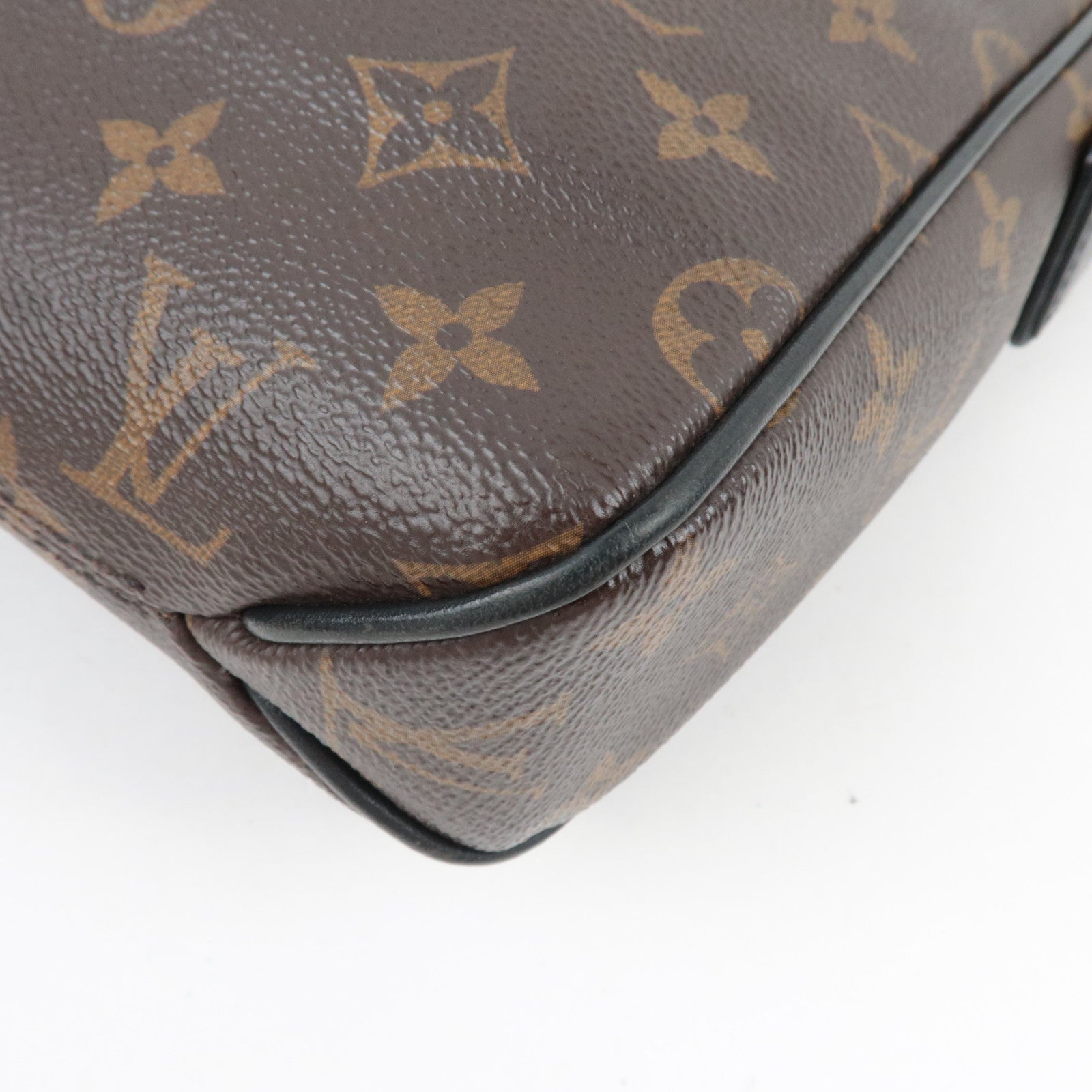 Louis Vuitton Monogram Macassar District PM Shoulder Bag M40935 CA3186