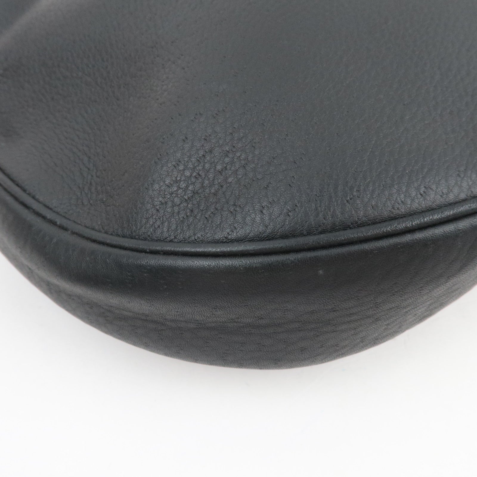 Ferragamo Gancini One Shoulder Bag Leather Black