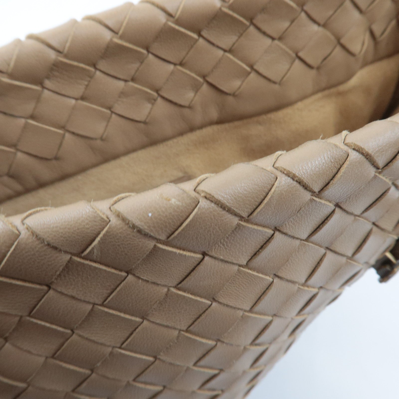 BOTTEGA VENETA Intrecciato Tote Bag Leather Beige 162937