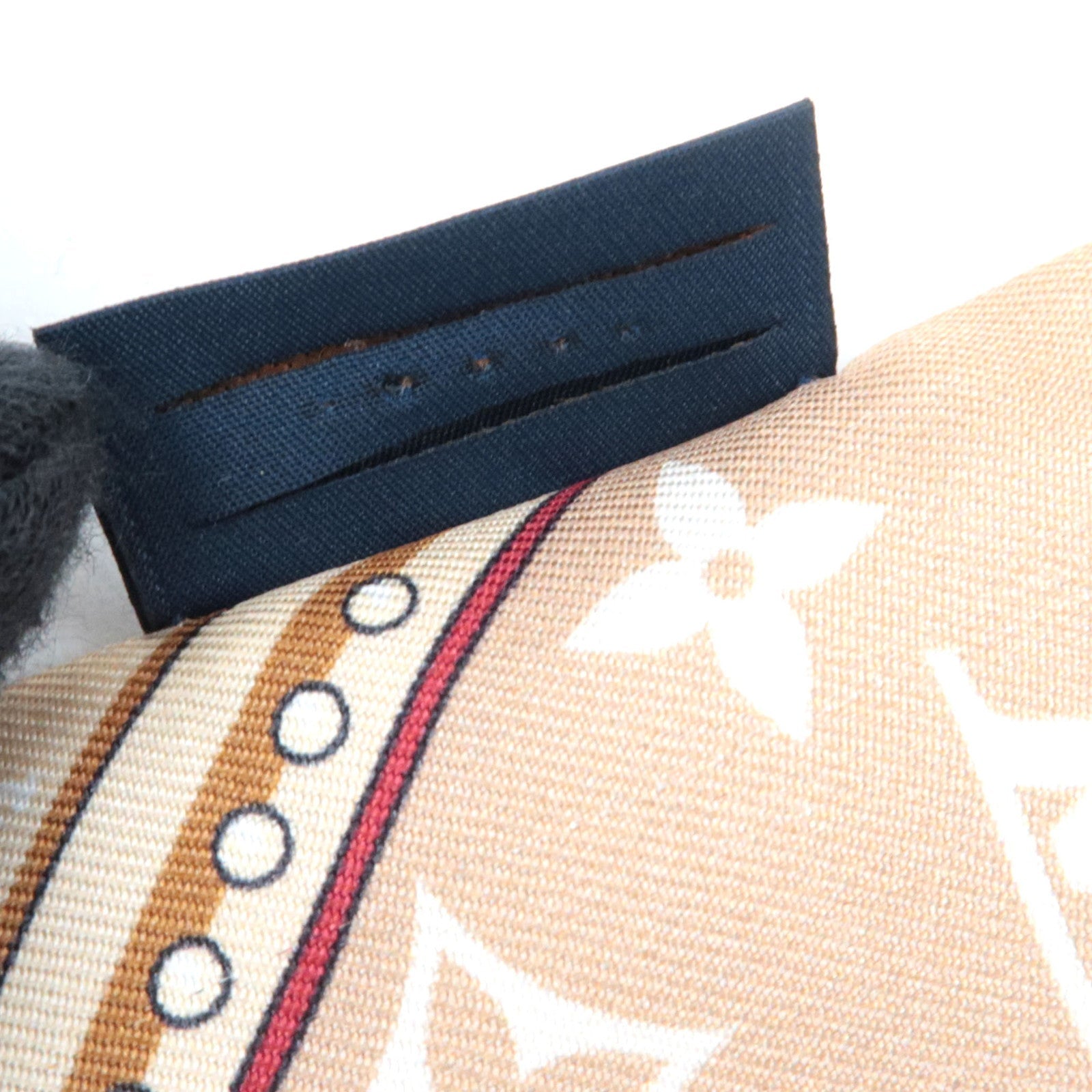 Louis Vuitton Bandeau BB Ultimate Twilly Scarf 100% Silk Beige M77777