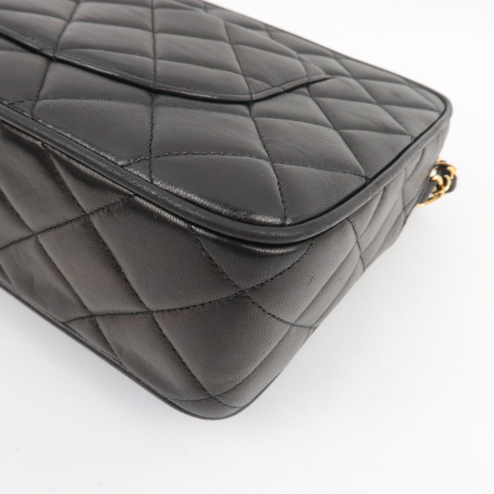 CHANEL Matelasse Chain Shoulder Bag Lambskin Black Gold HDW *Dust bag, G Card