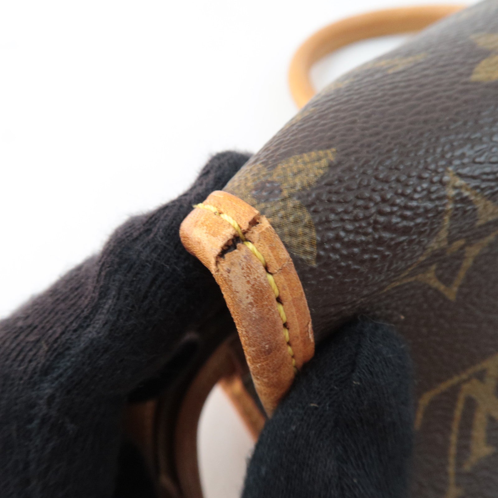 Louis Vuitton Monogram Popincourt Handbag M40009 VI1005