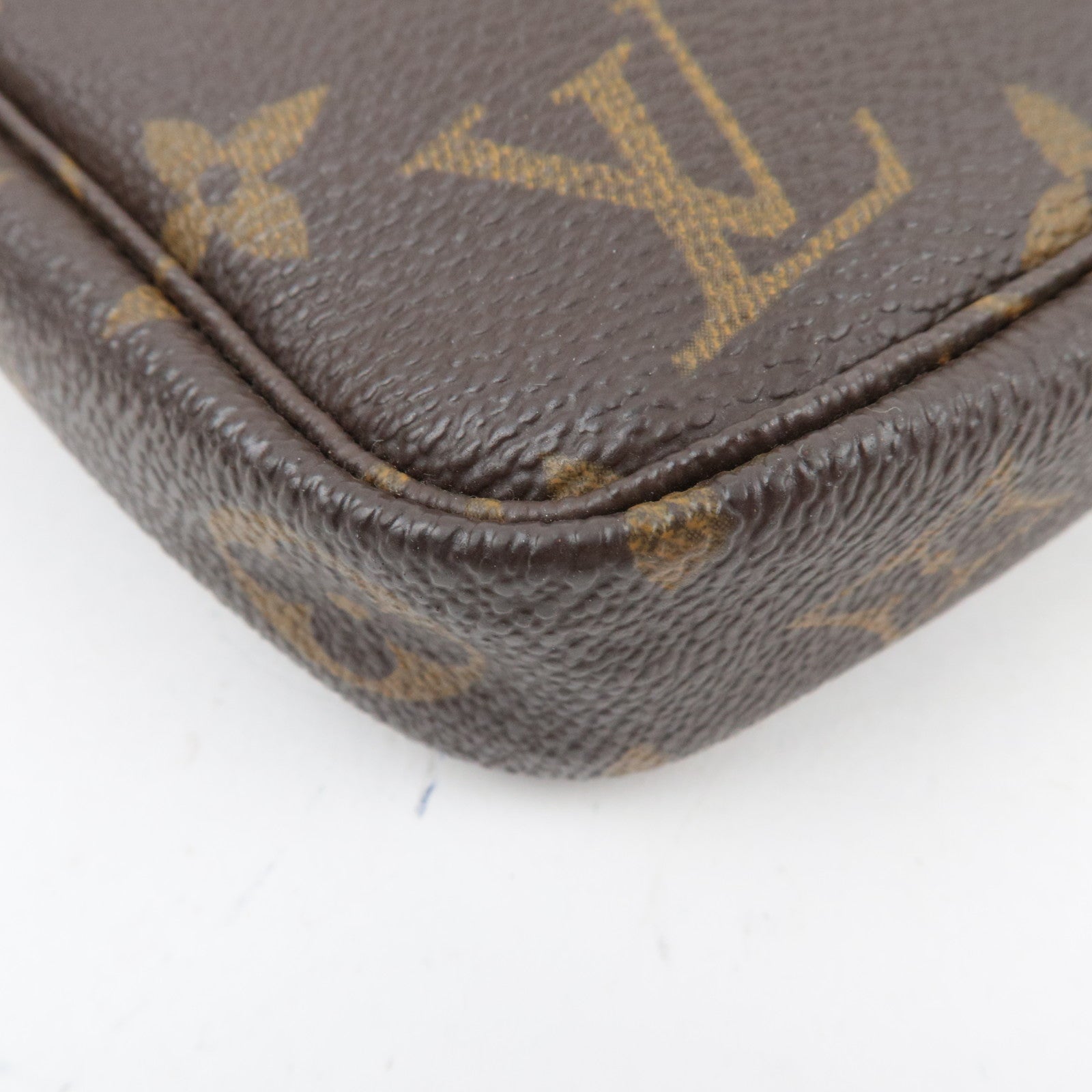 Louis Vuitton Monogram Pochette Accessoires Handbag M51980 VI0061