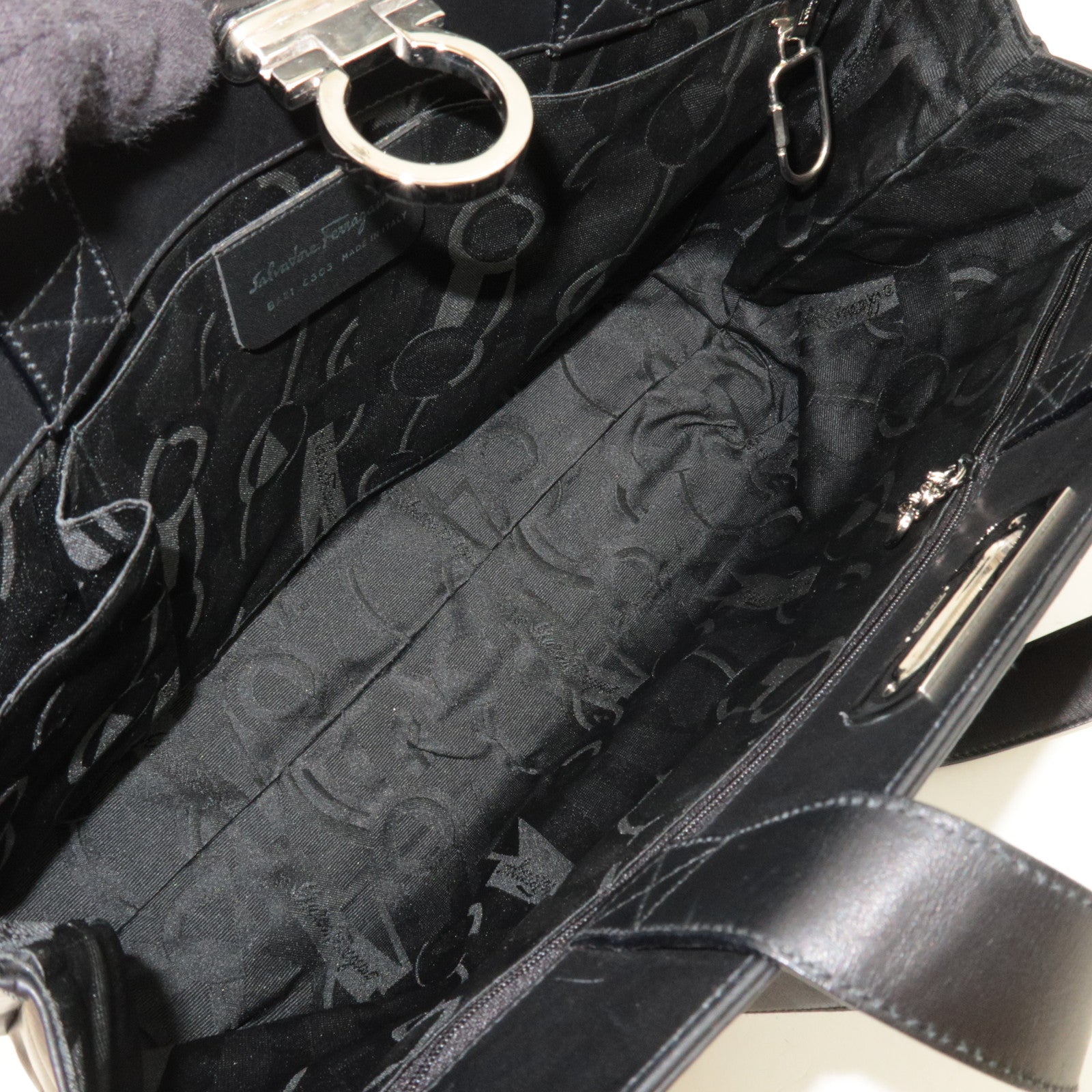 Ferragamo Gancini Tote Bag Leather Black Silver HDW