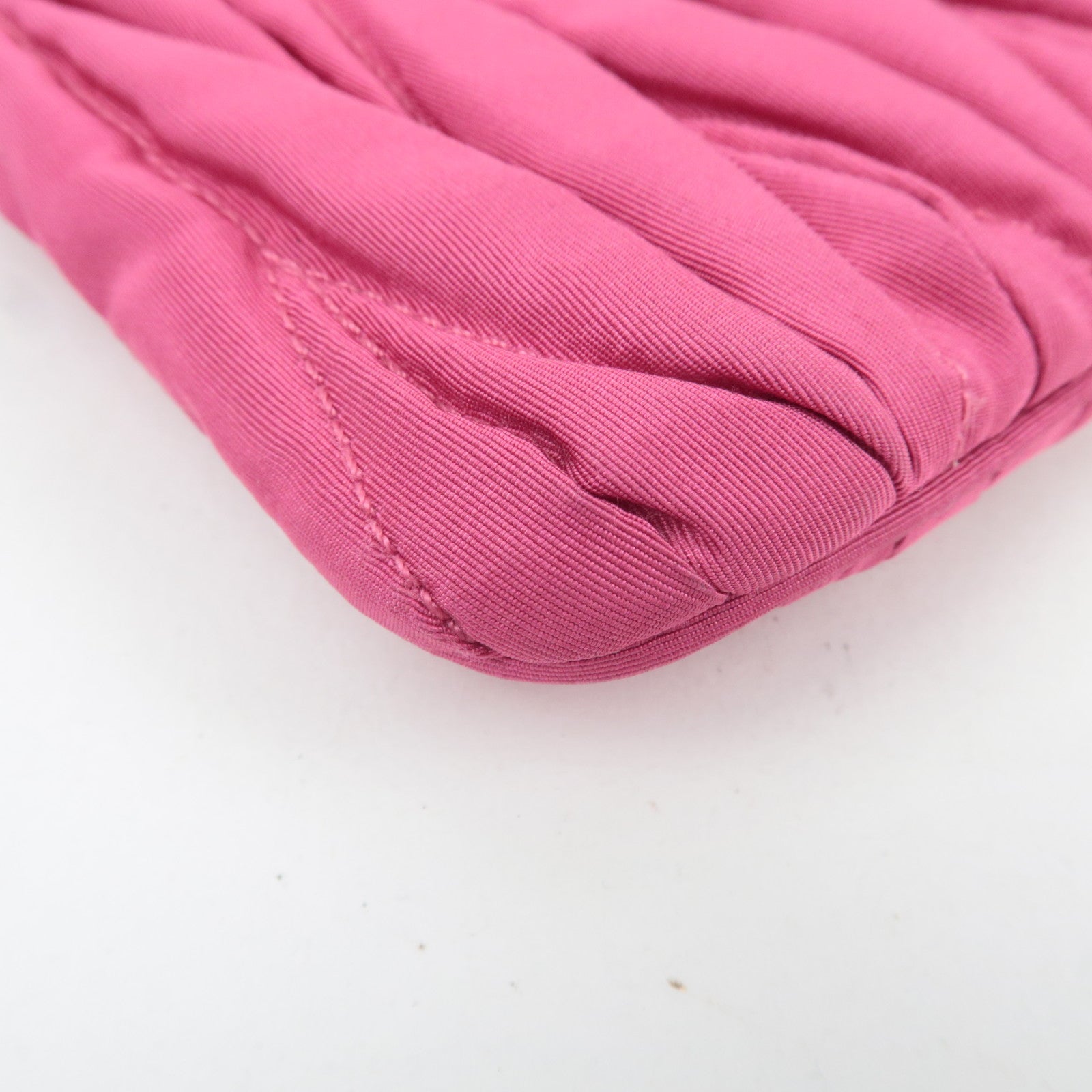 MIU MIU Matelasse Pouch Nylon Pink