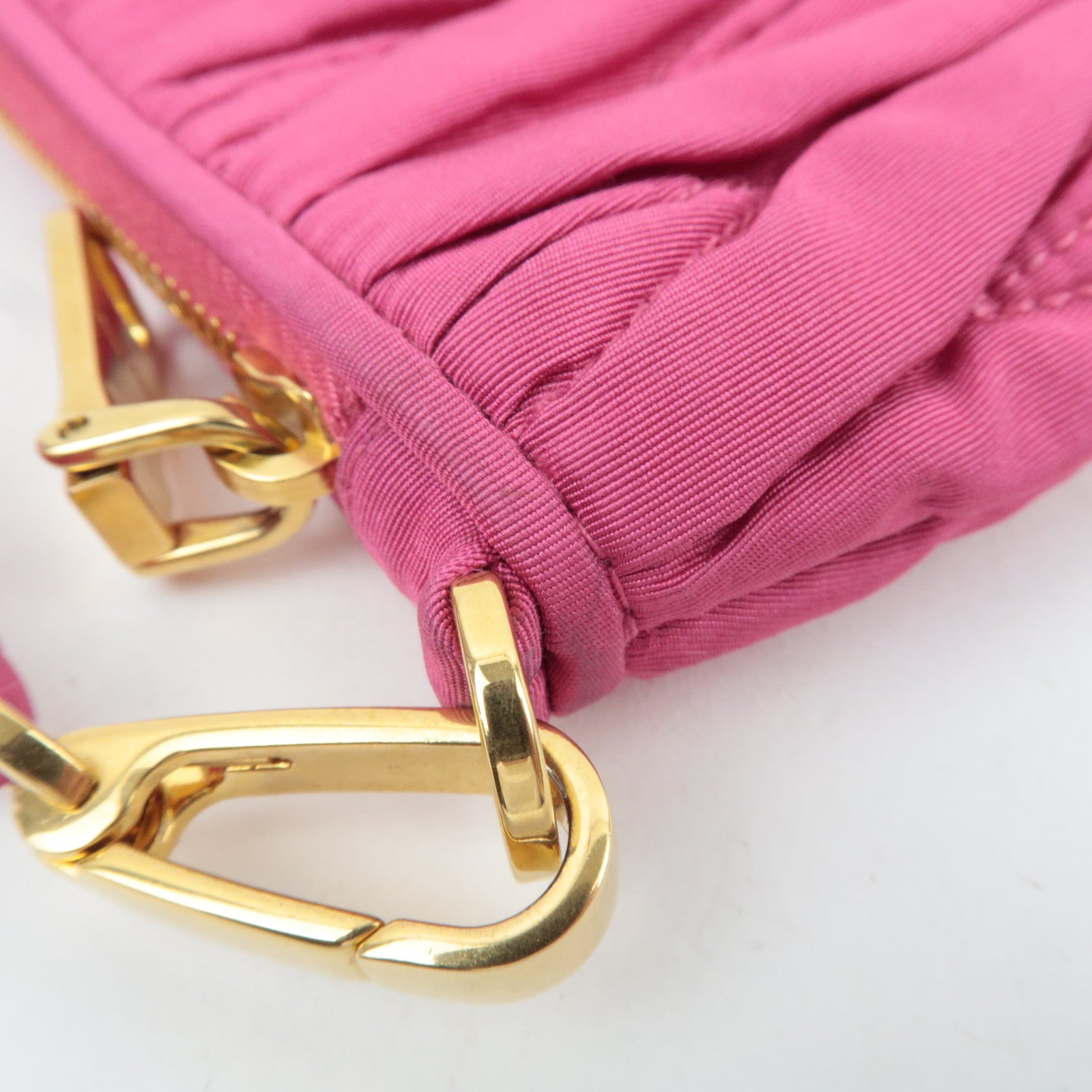 MIU MIU Matelasse Pouch Nylon Pink