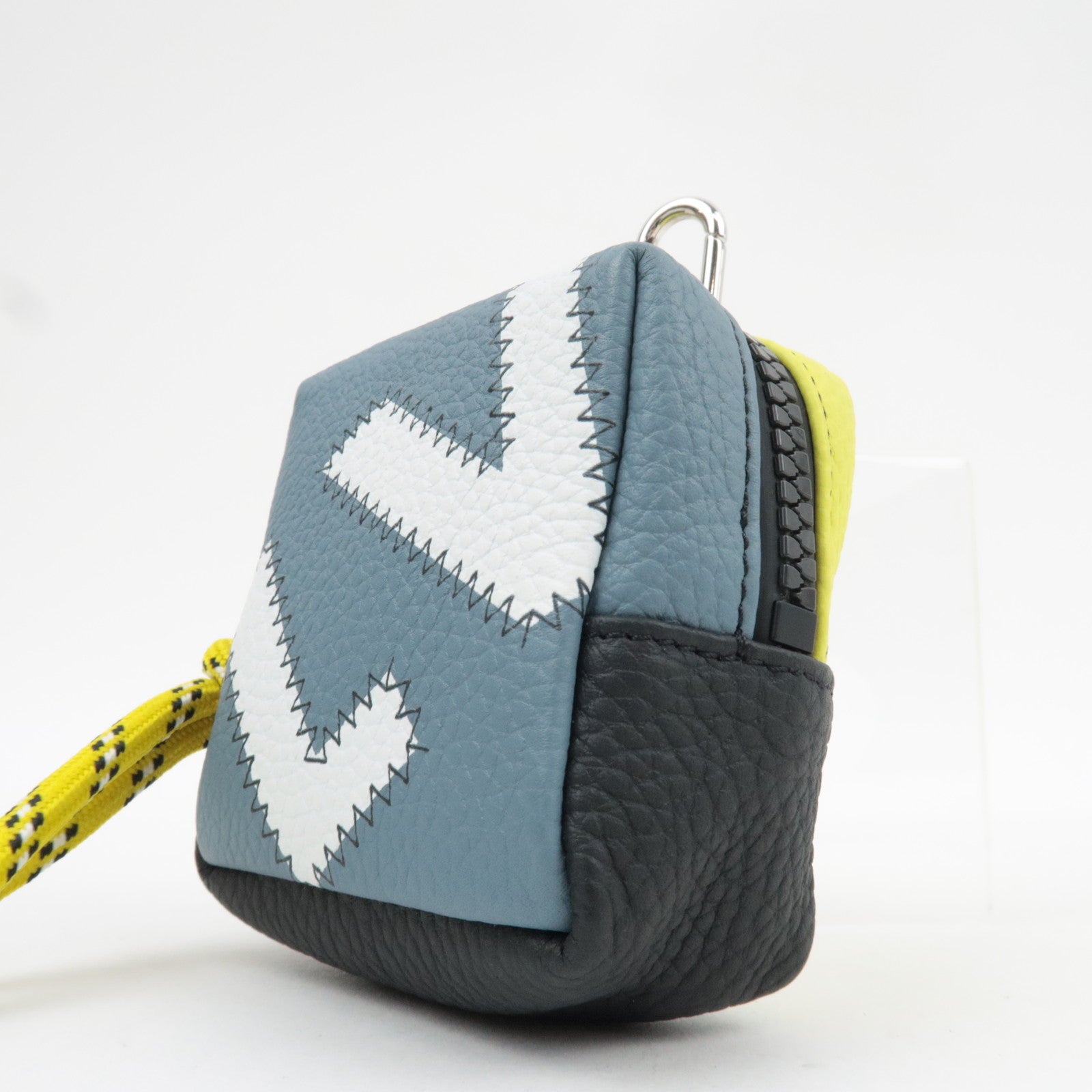 Louis Vuitton Square Pouch Color Blocks Taurillon Leather Gray M00739 CX0222