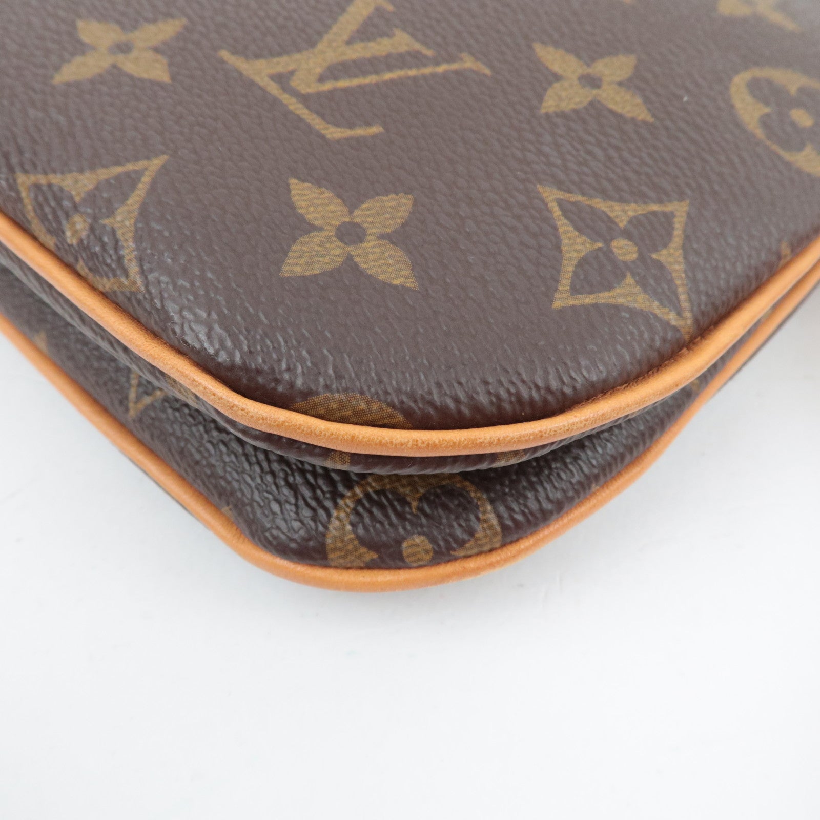 Louis Vuitton Monogram Loretta Shoulder Bag Hot Pink M44053 GI3167