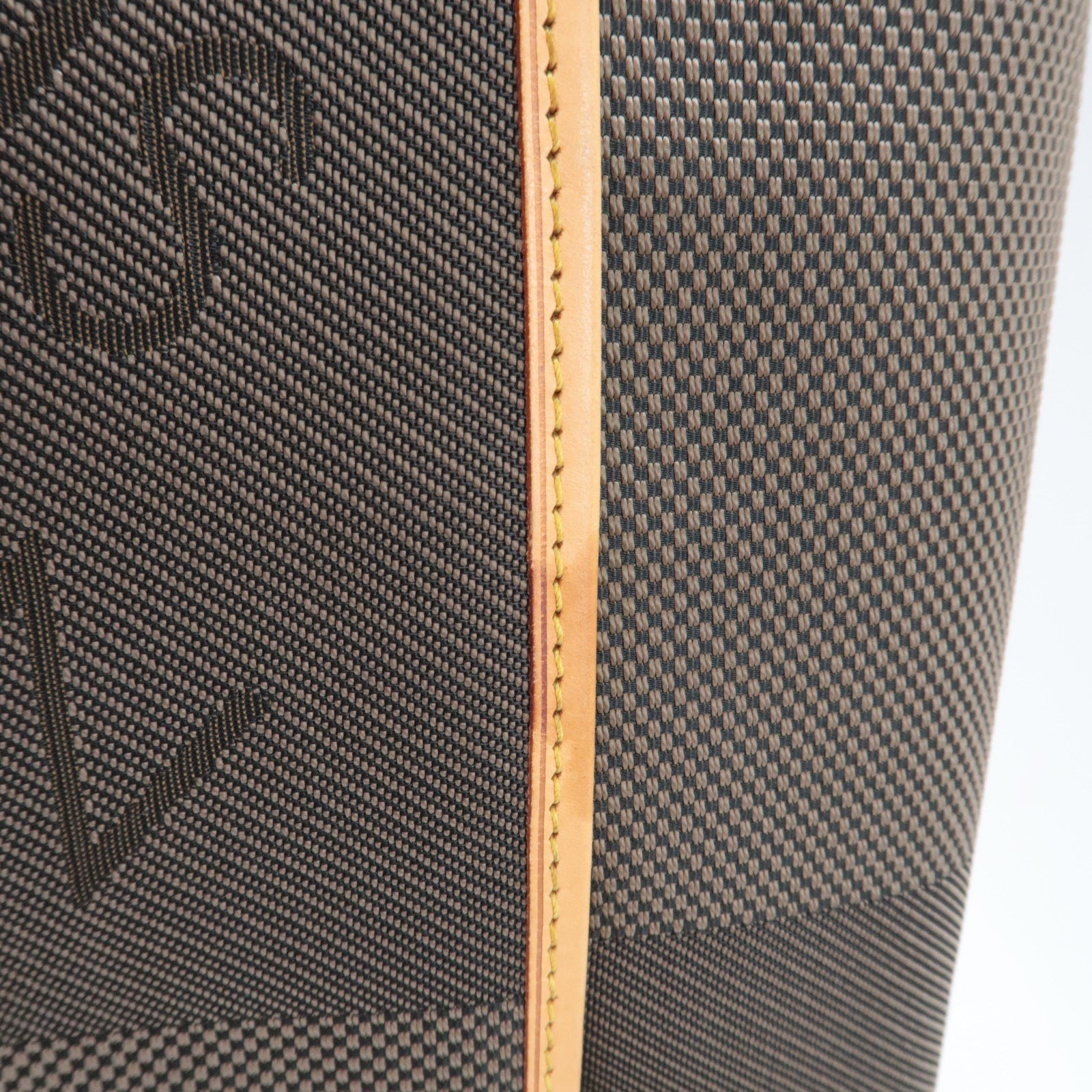 Louis Vuitton Damier Geant Petit Message Shoulder Bag Tail M93617 VI4098