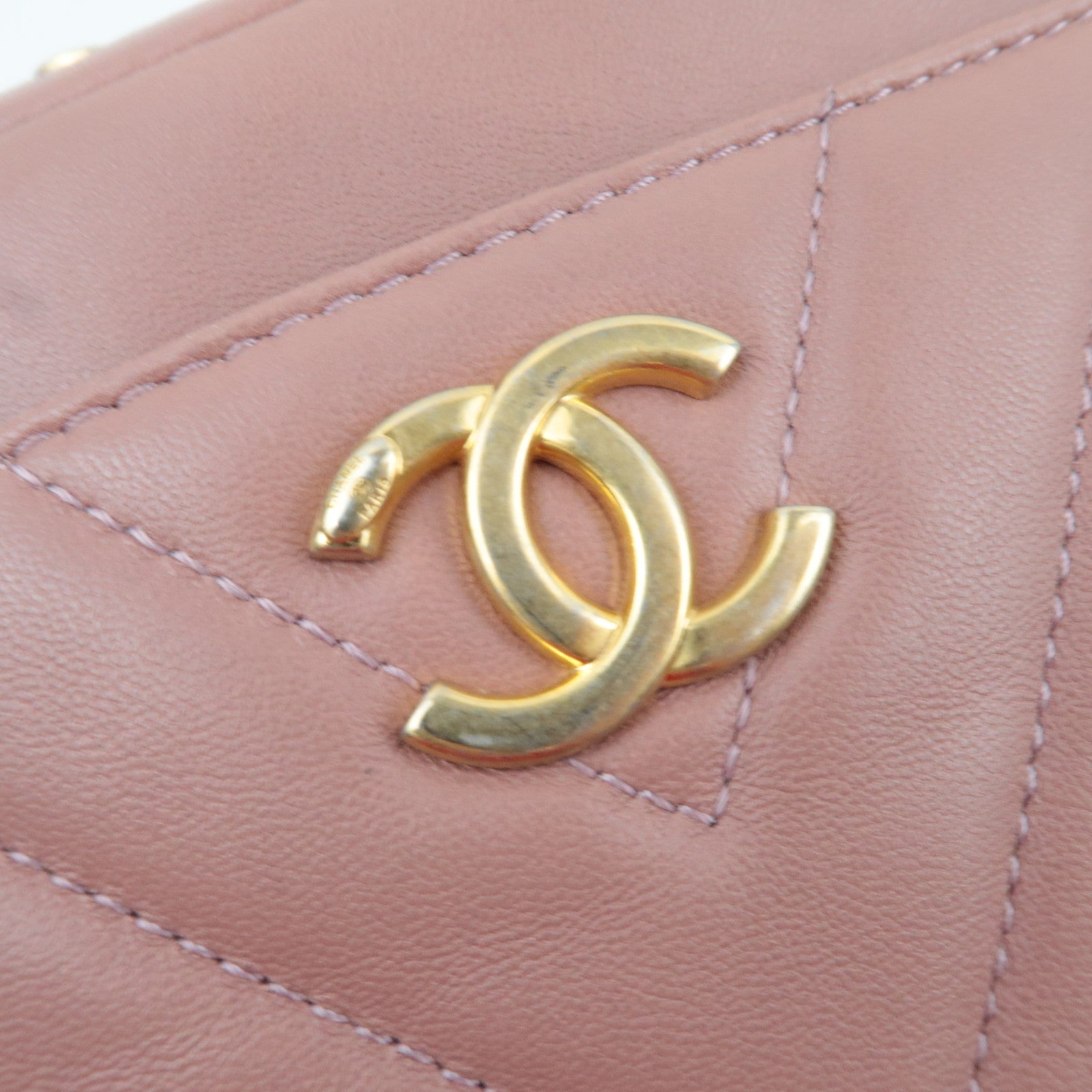 CHANEL Chevron V Stitch Chain Shoulder Bag Lambskin Pink Gold HDW 25302297