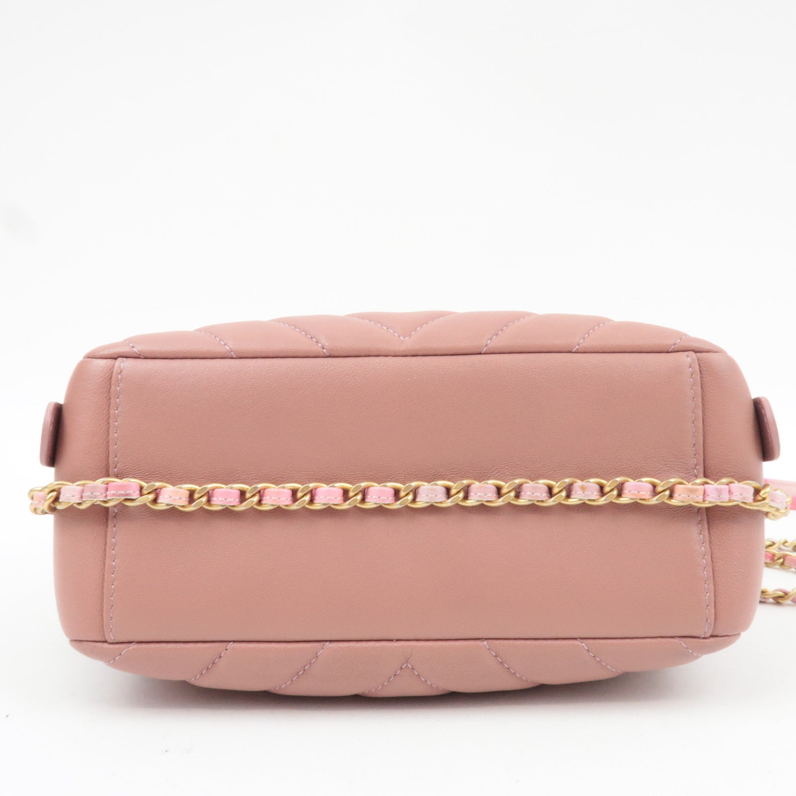 CHANEL Chevron V Stitch Chain Shoulder Bag Lambskin Pink Gold HDW 25302297