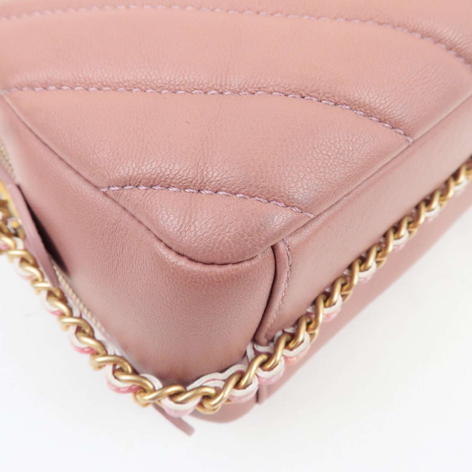 CHANEL Chevron V Stitch Chain Shoulder Bag Lambskin Pink Gold HDW 25302297