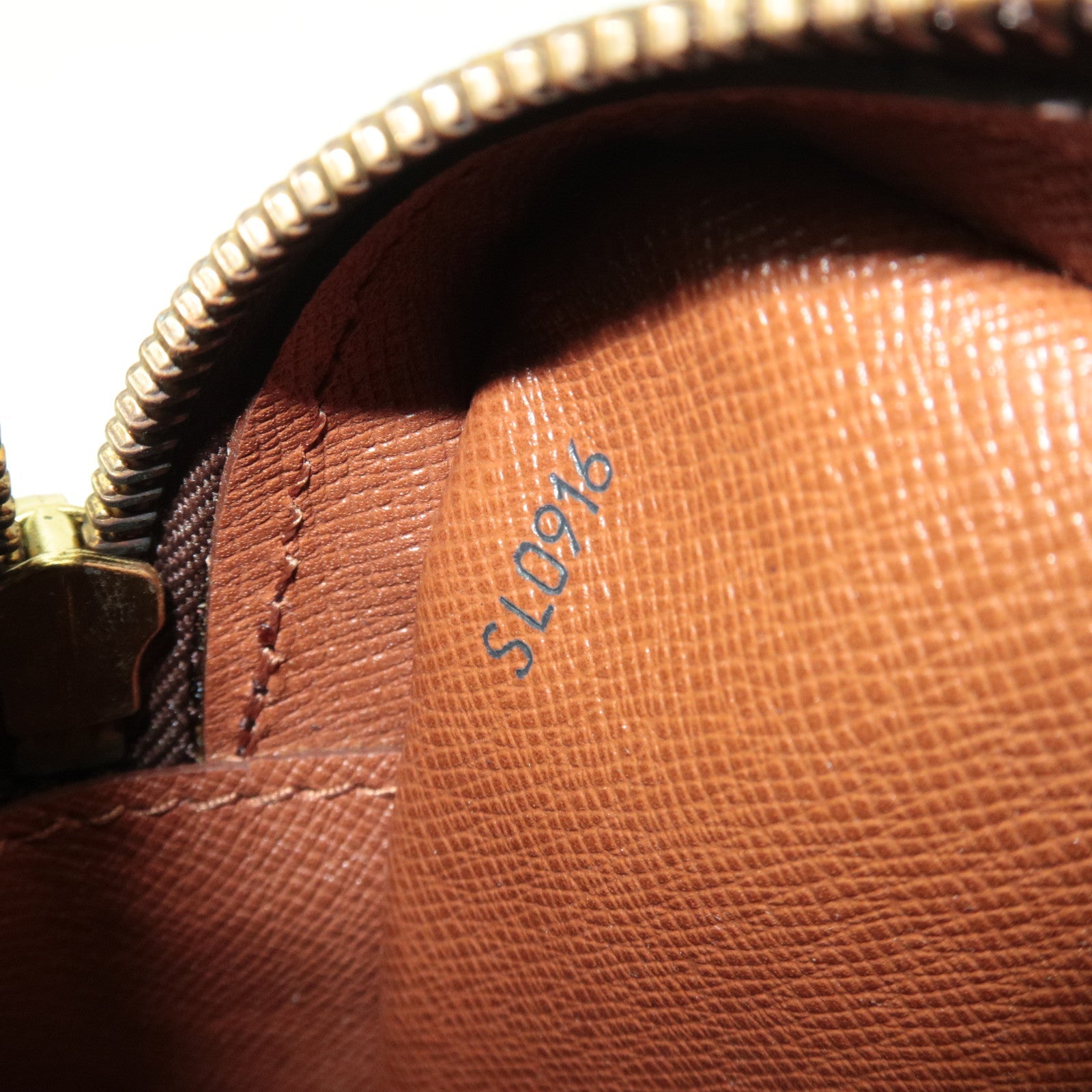 Louis Vuitton Monogram Marly Dragonne GM Wristlet Clutch M51825 SL0916