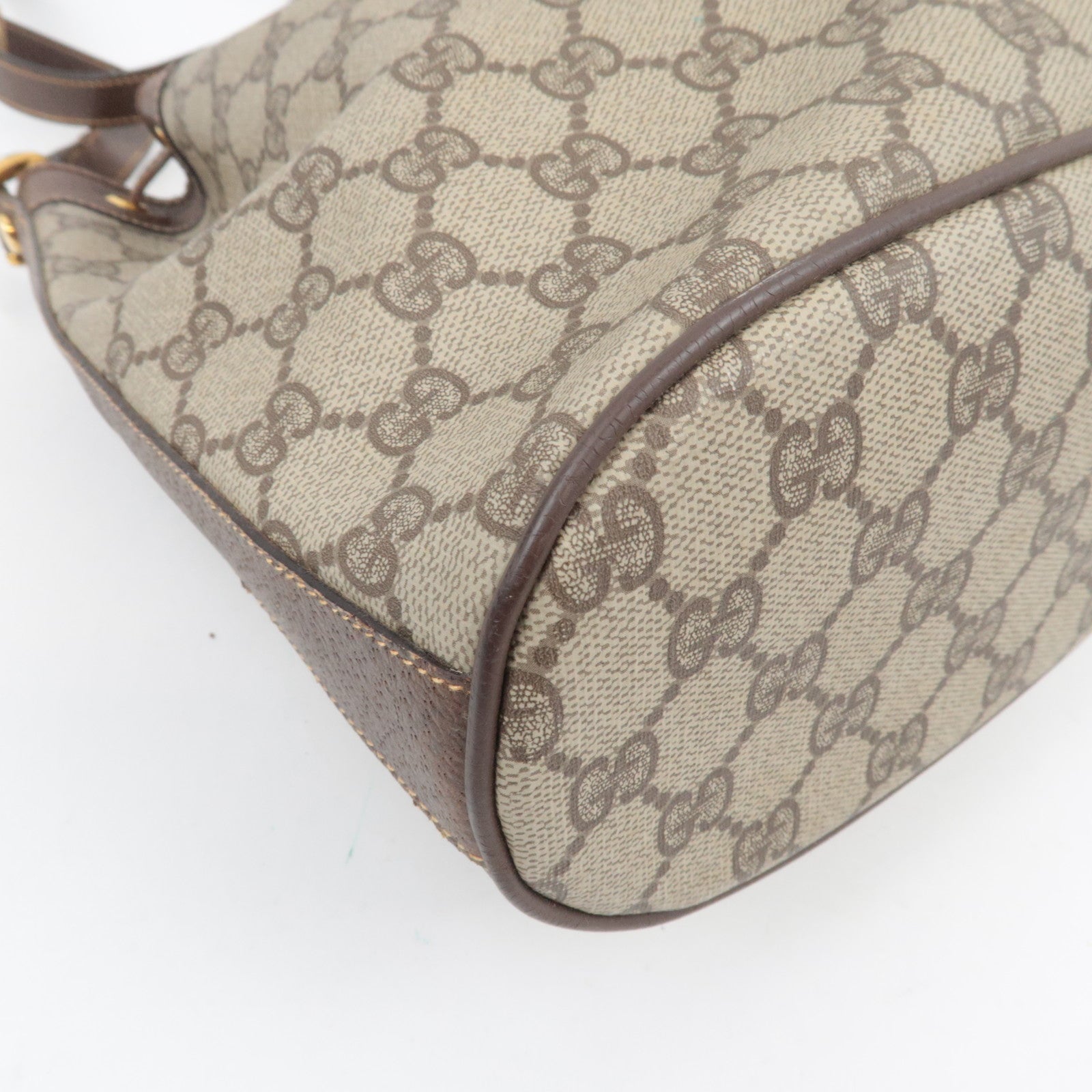 GUCCI Old Gucci Drawstring Shoulder Bag GG Plus Leather Beige 001.115.6179